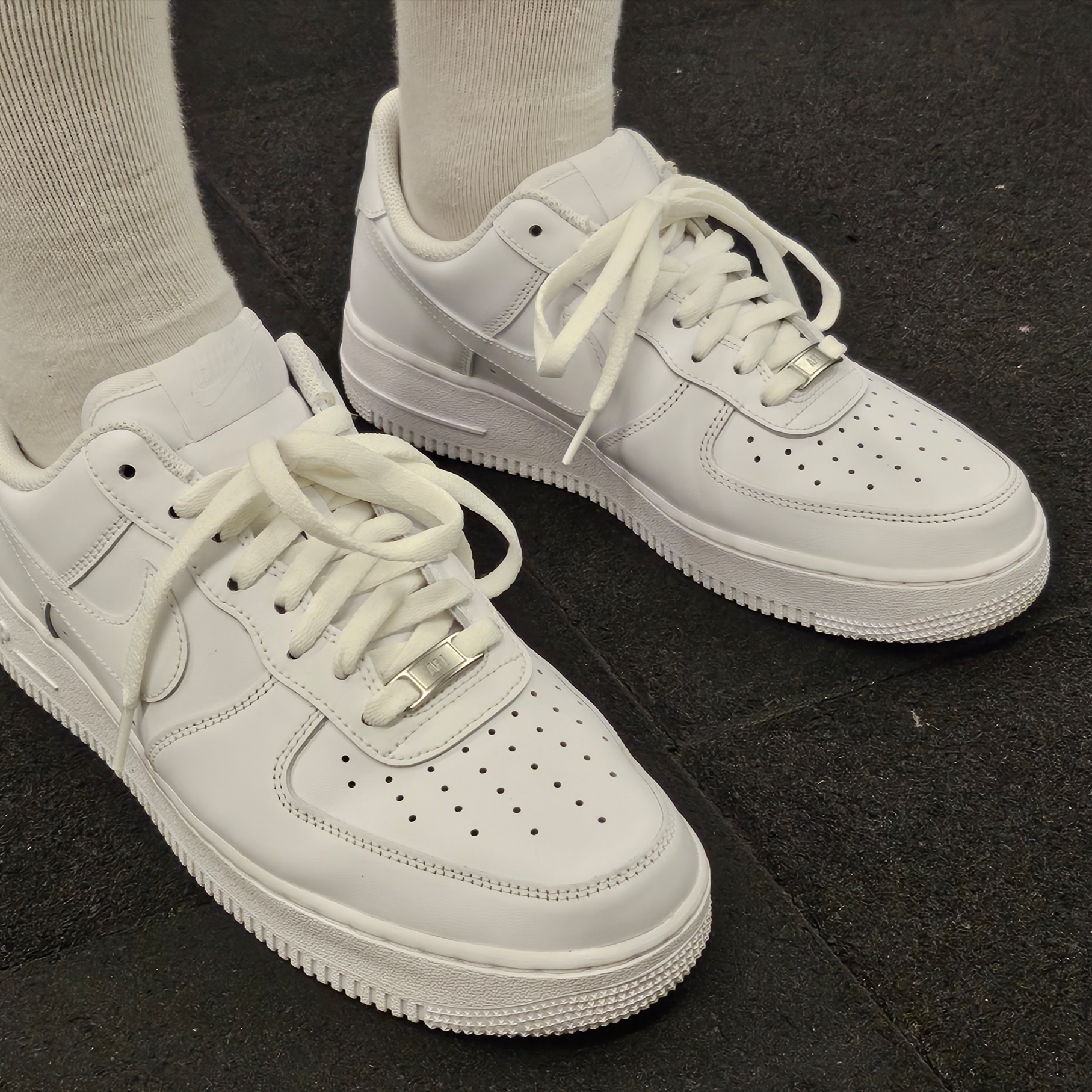 Nike Air Force 1 '07 Low White 착용 스타일