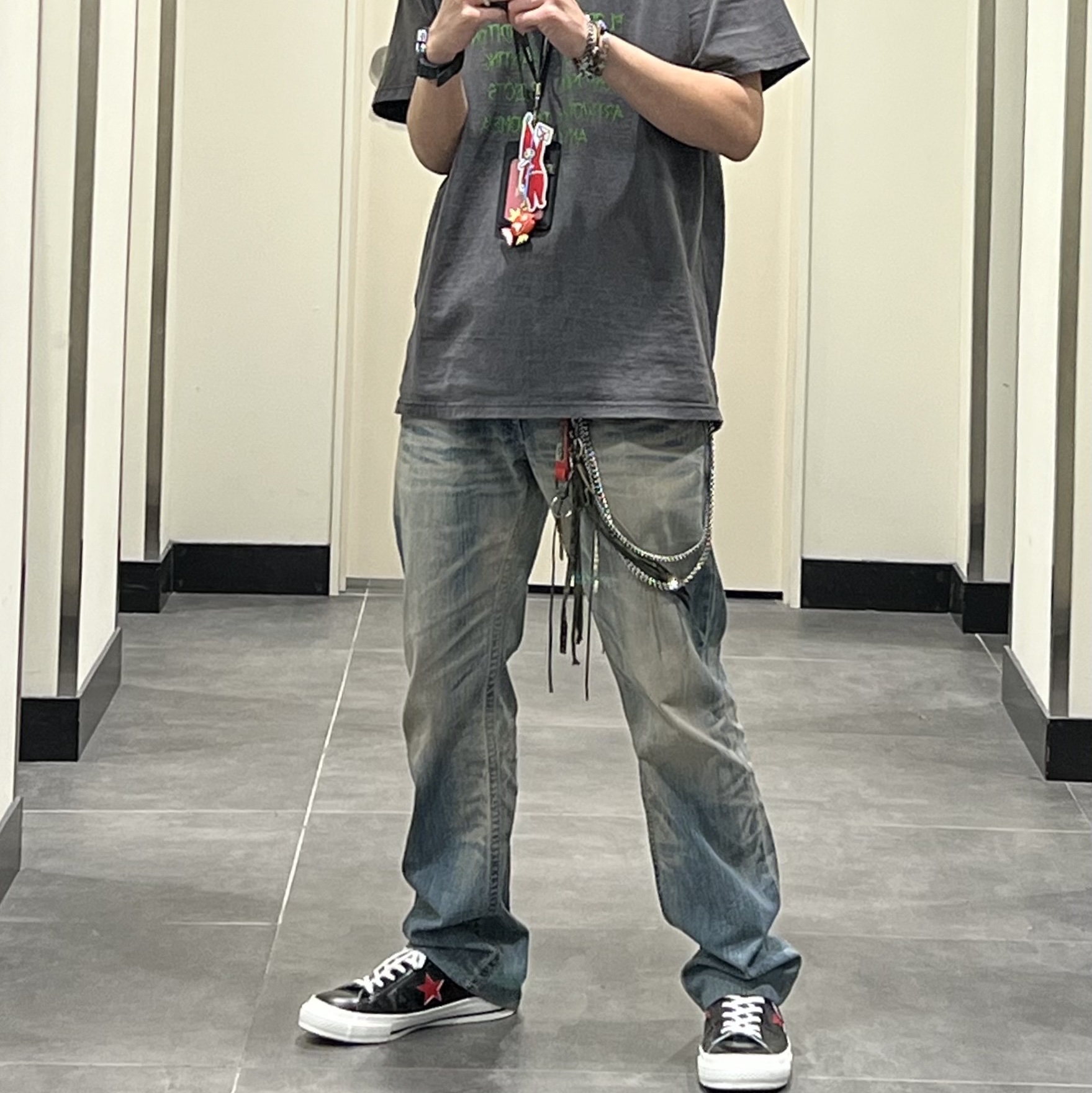Undermycar Stendhal Vintage Washed T-Shirt Green Ash - 23FW (The Hyundai Seoul Exclusive) 착용 스타일