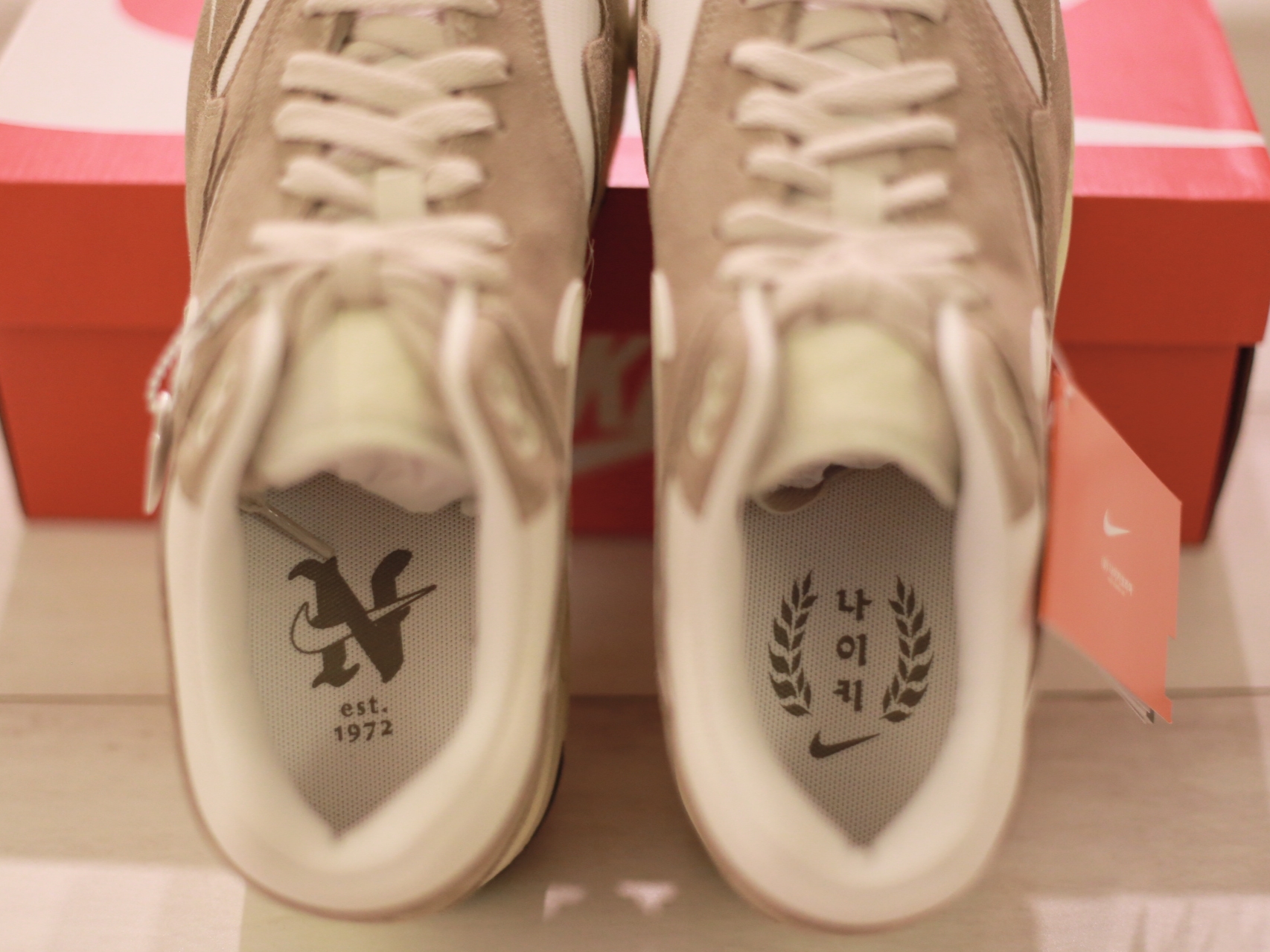 (W) Nike Air Max 1 Hangul Day Sail 착용 스타일 - 5