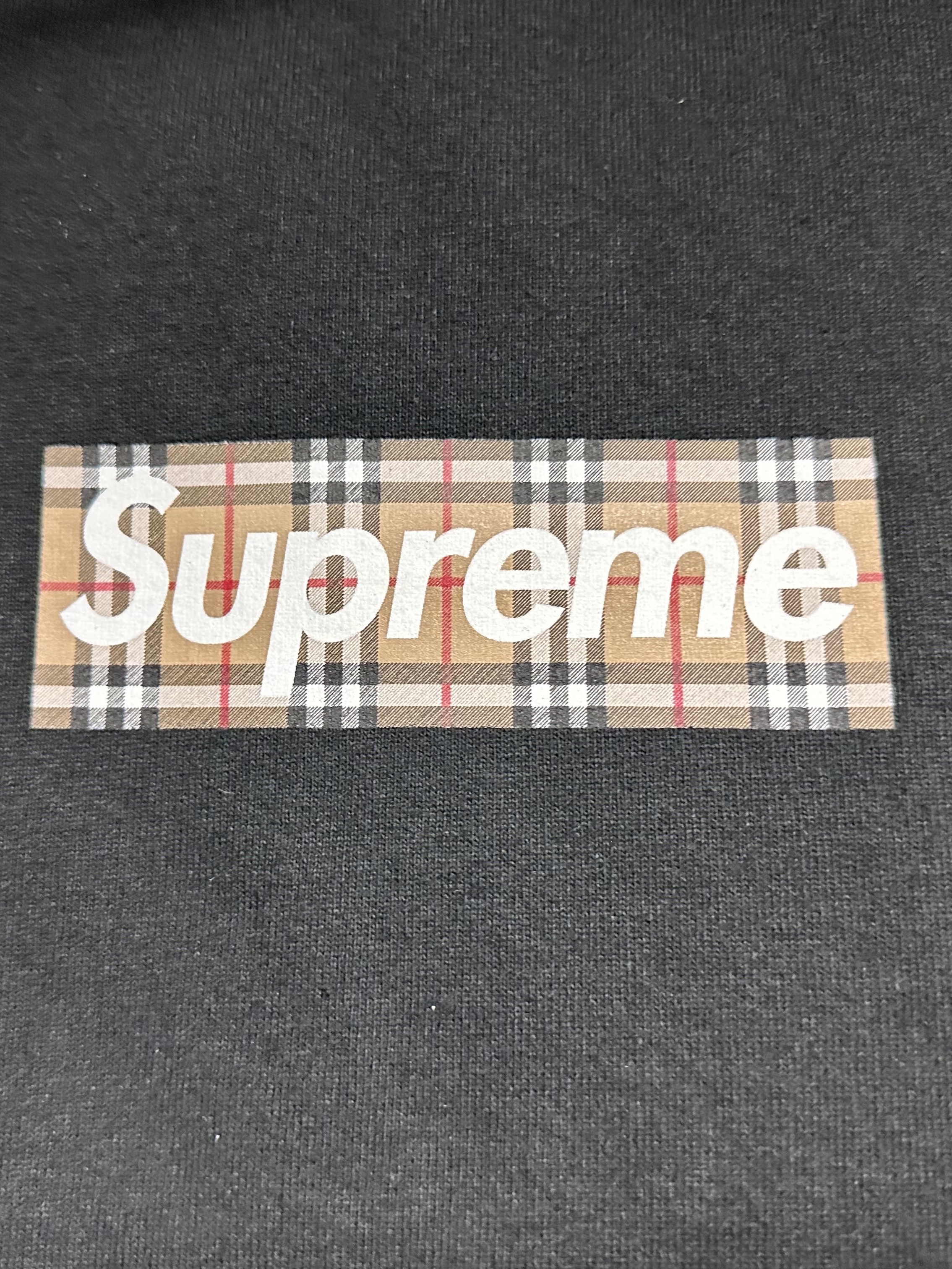 Supreme x Burberry Box Logo Hooded Sweatshirt Black - 22SS 착용 스타일 - 3