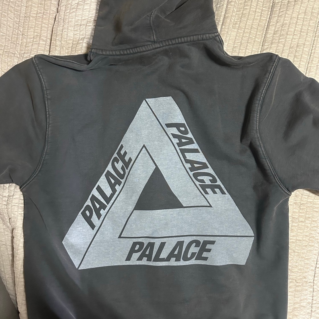 PALACE WASHED OUT TRI-FERG HOOD NAVY L - www.emiragroup.co.za