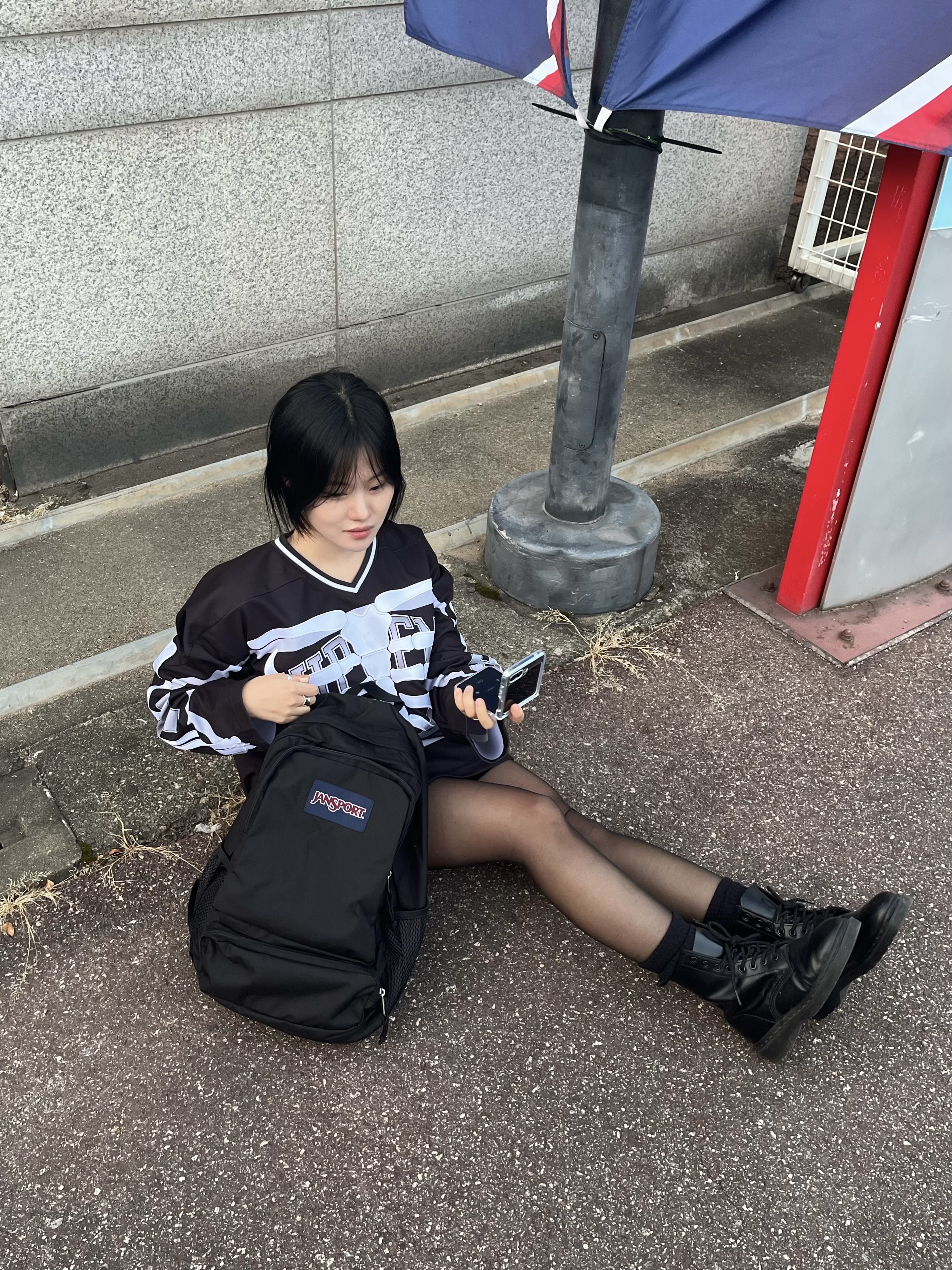 Supreme Bones Hockey Jersey Black - 23FW, Dr. Martens 1460 Mono Boots Black 착용 스타일 - 1