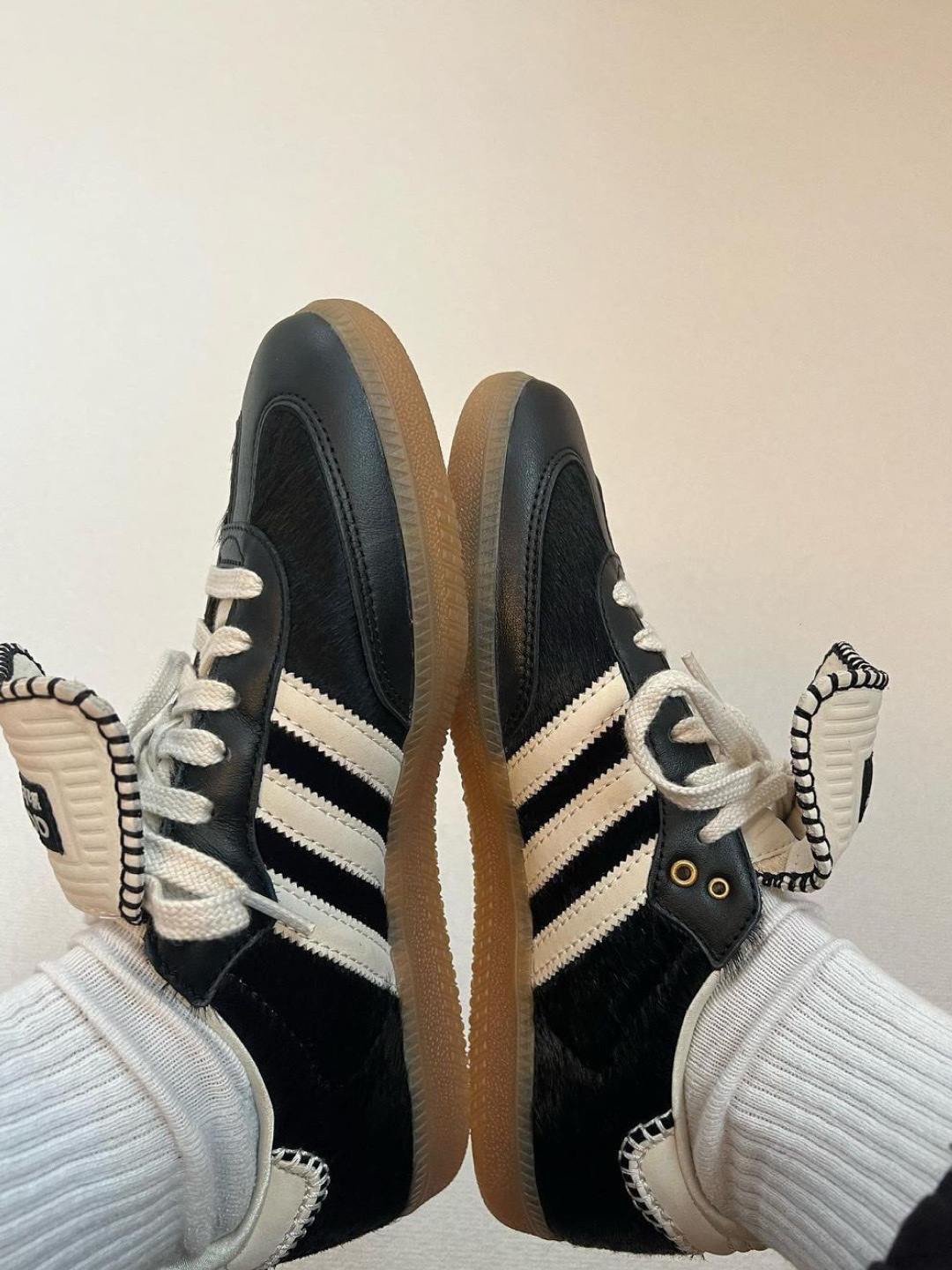 Adidas x Wales Bonner Pony Tonal Samba Core Black Cream White, Adidas x Wales Bonner Pony Tonal Samba Cream White Mystery Brown 착용 스타일 - 5
