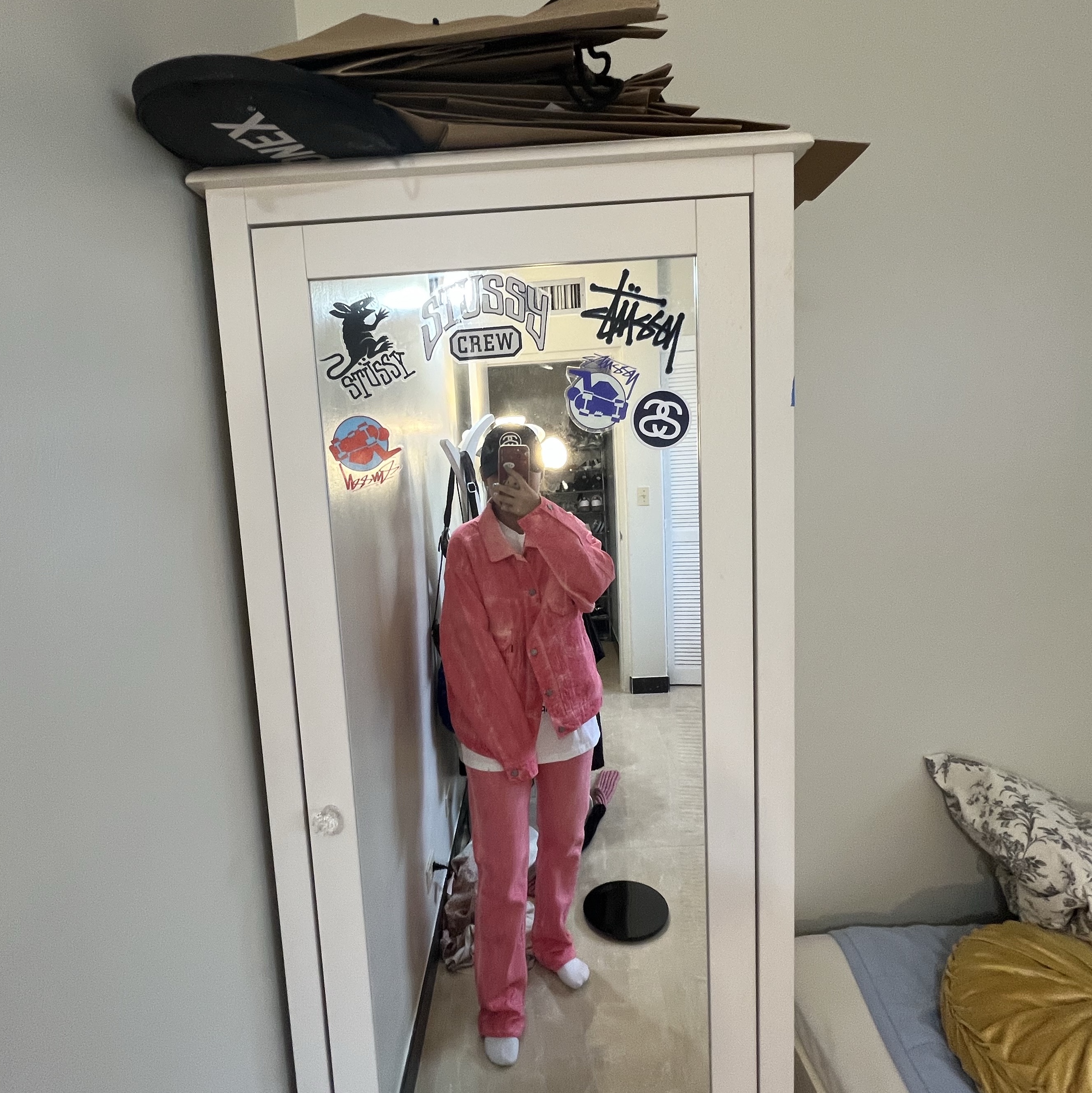 Stussy x Levi's Jacquard Jean Pink, Stussy x Levi's Jacquard Trucker Jacket Pink 착용 스타일 - 1