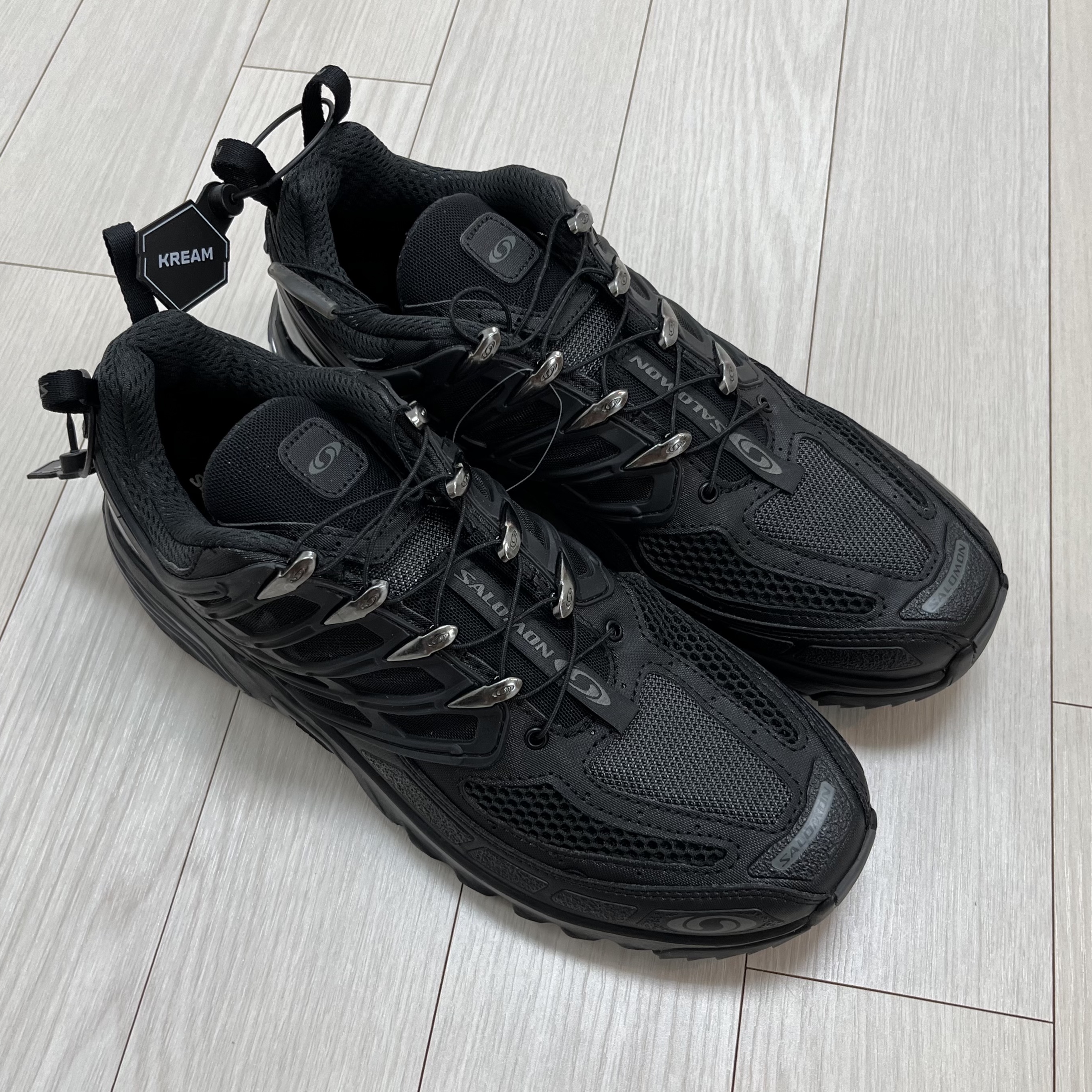 Salomon ACS Pro Black 착용 스타일