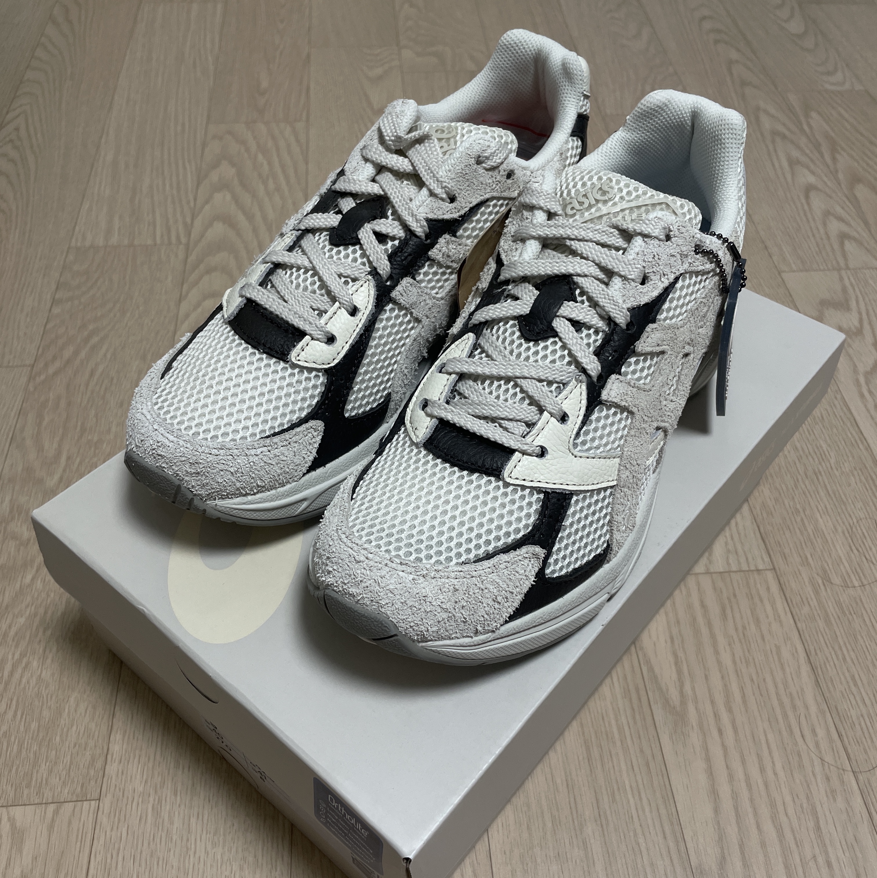 Asics x Hal Studios Gel-1130 MK-III Glacier 착용 스타일