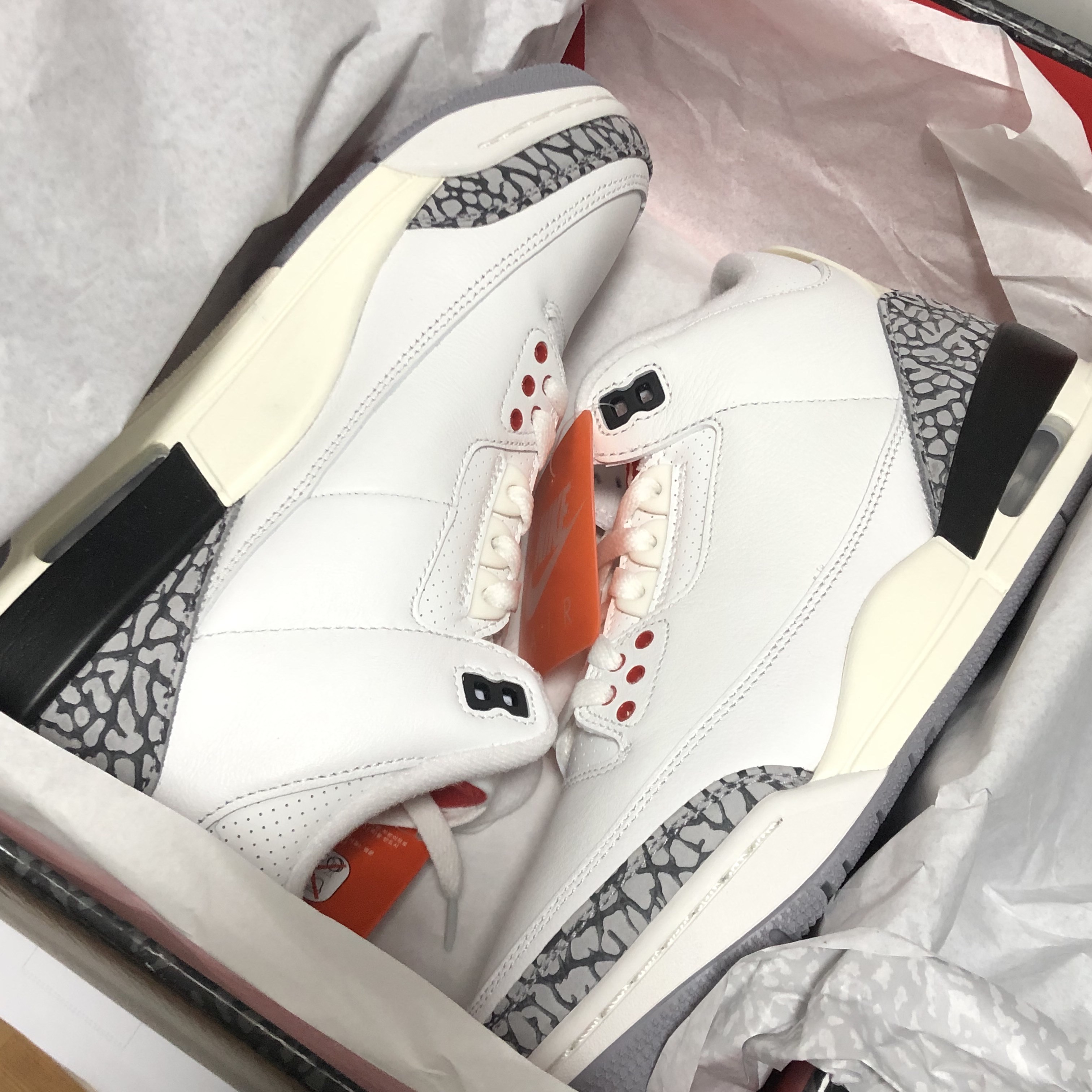 Jordan 3 Retro White Cement Reimagined 착용 스타일