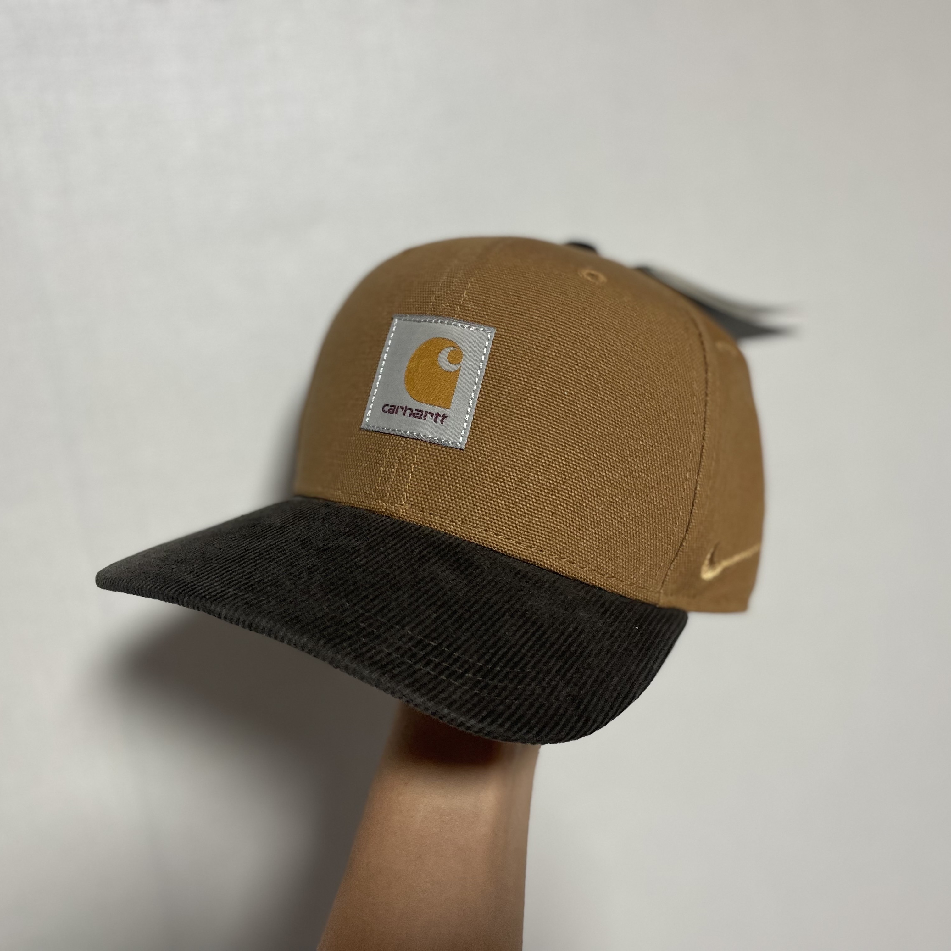 Nike x Carhartt WIP Pro Cap Ale Brown 착용 스타일
