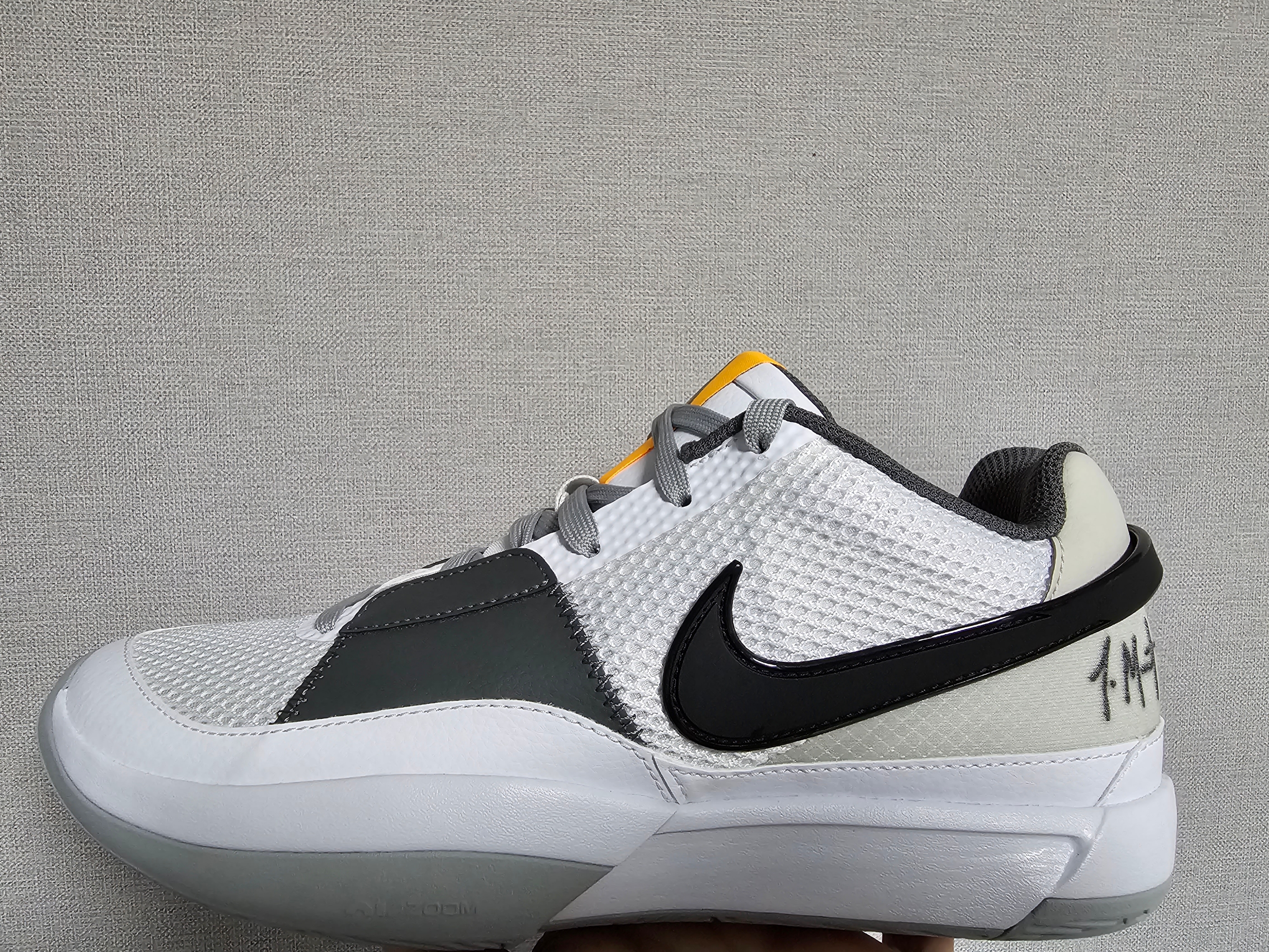 Nike Ja 1 EP Light Smoke Grey 착용 스타일
