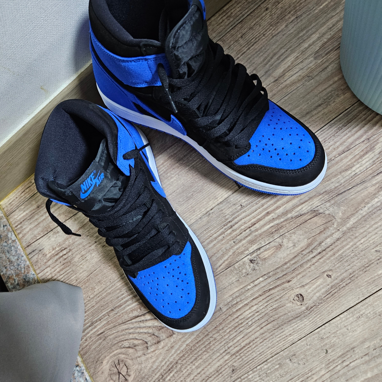 Jordan 1 Retro High OG Royal Reimagined 착용 스타일