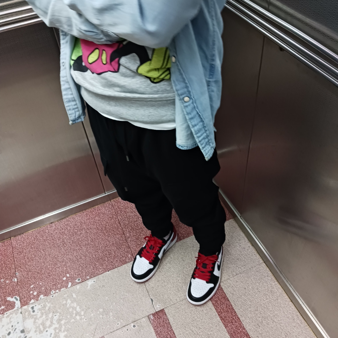 Nike x Stussy Big Swoosh LS T-Shirt Green - Asia, Jordan 1 Retro Low OG Black Toe 착용 스타일 - 2