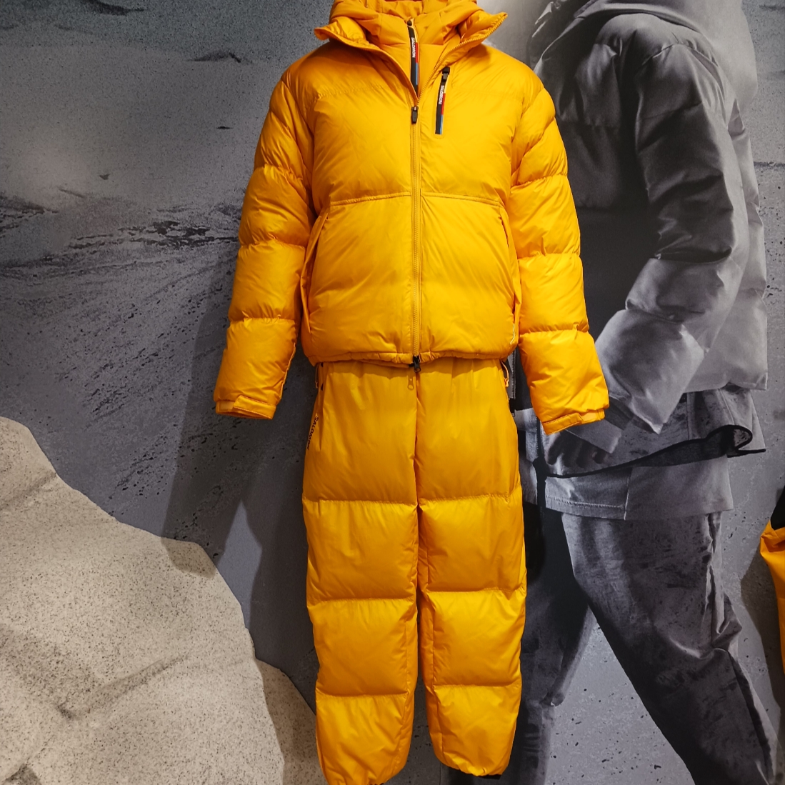 Salomon XT-6 Delicioso Chocolate Fondant, Salomon Contour Down Jacket Yellow 착용 스타일 - 3