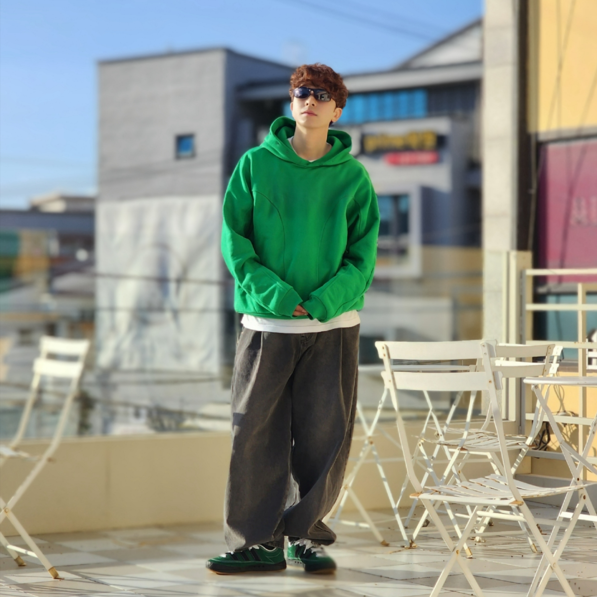 Grailz Geometry Hoodie Celtic Green, Adidas x YNuK Adimatic Dark Green Core Black 착용 스타일 - 5