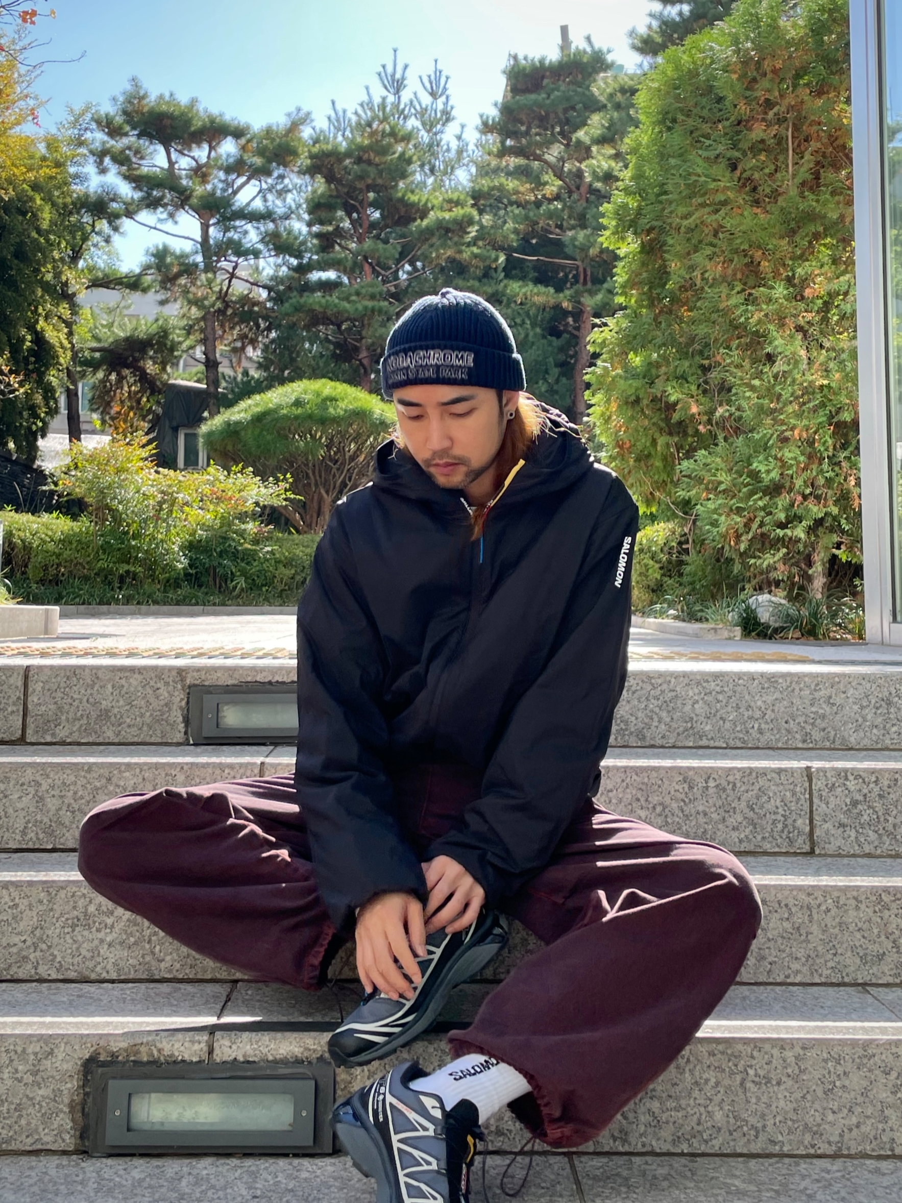 Salomon Modisay Jacket Black, Salomon XT-6 Gore-Tex Black Ebony 착용 스타일 - 4