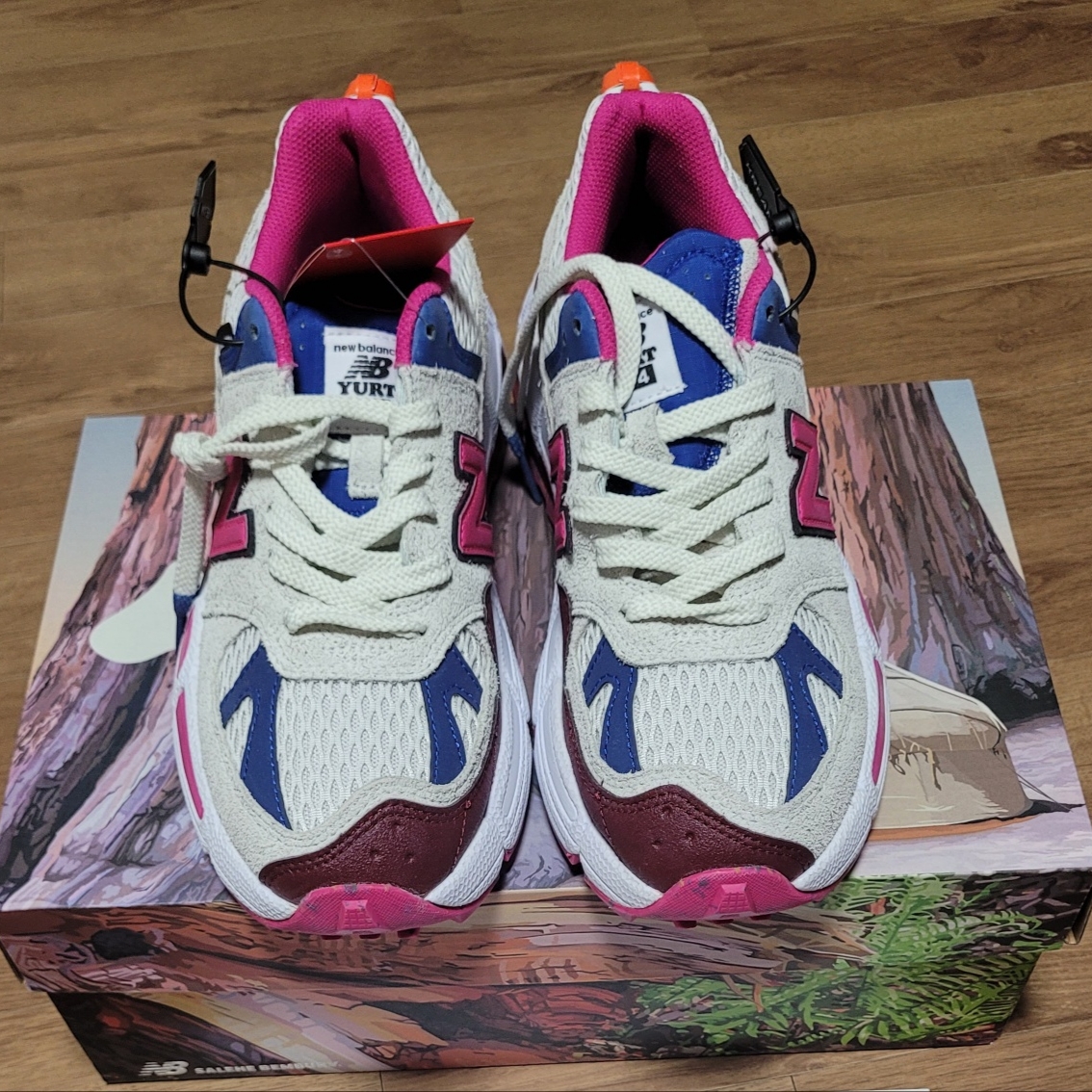 New Balance x Salehe Bembury 574 Yurt Pink Blue 착용 스타일