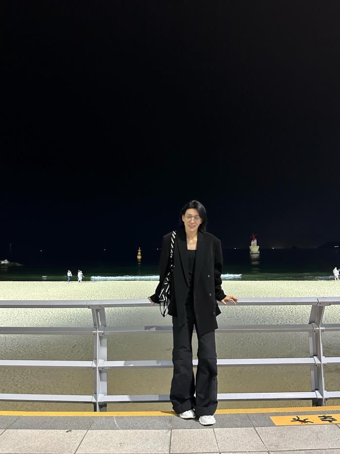 Zara x Ader Error Oversized Wool Blazer Dark Grey, Homme Plisse Issey Miyake Basics Jacket Black 착용 스타일 - 3