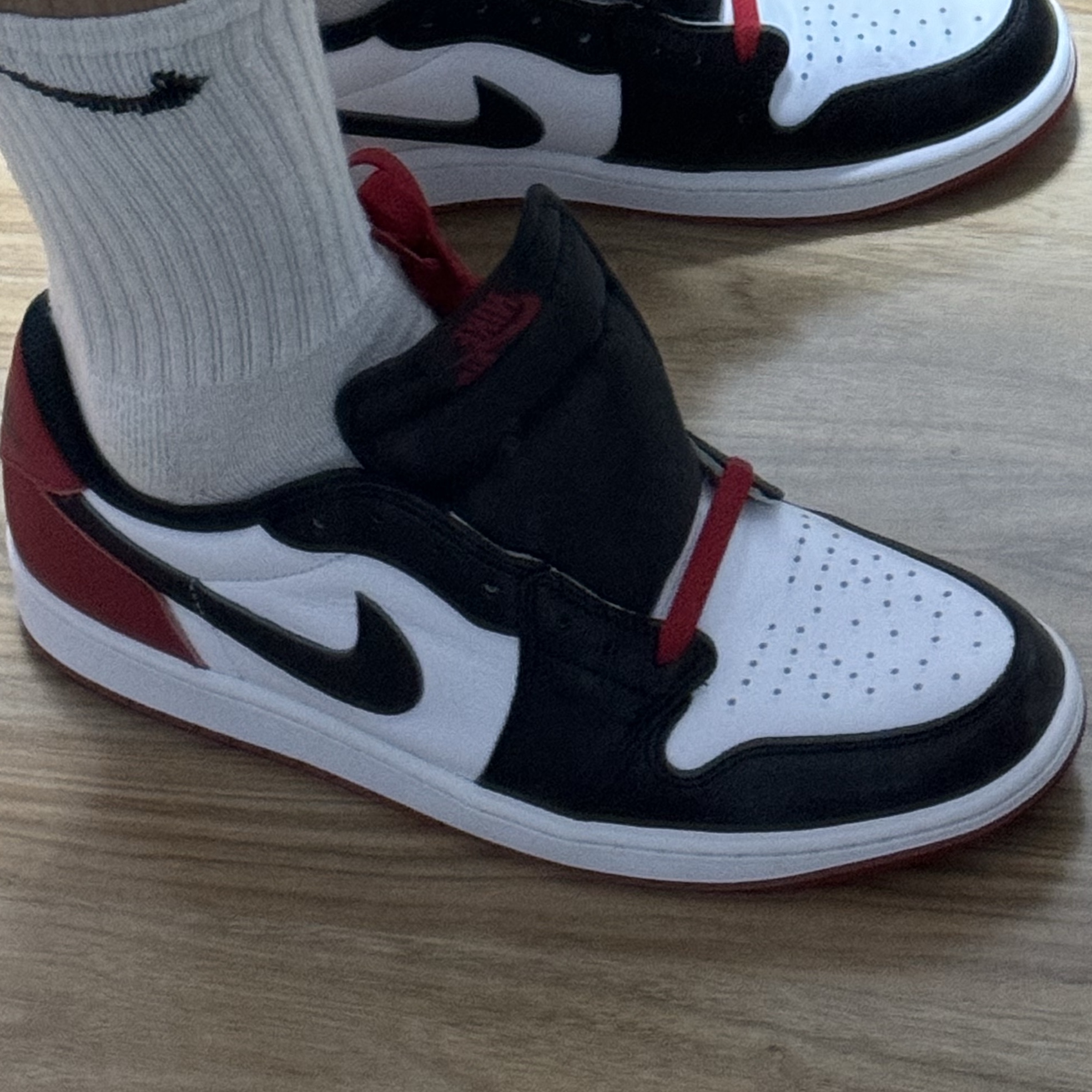 Jordan 1 Retro Low OG Black Toe 착용 스타일