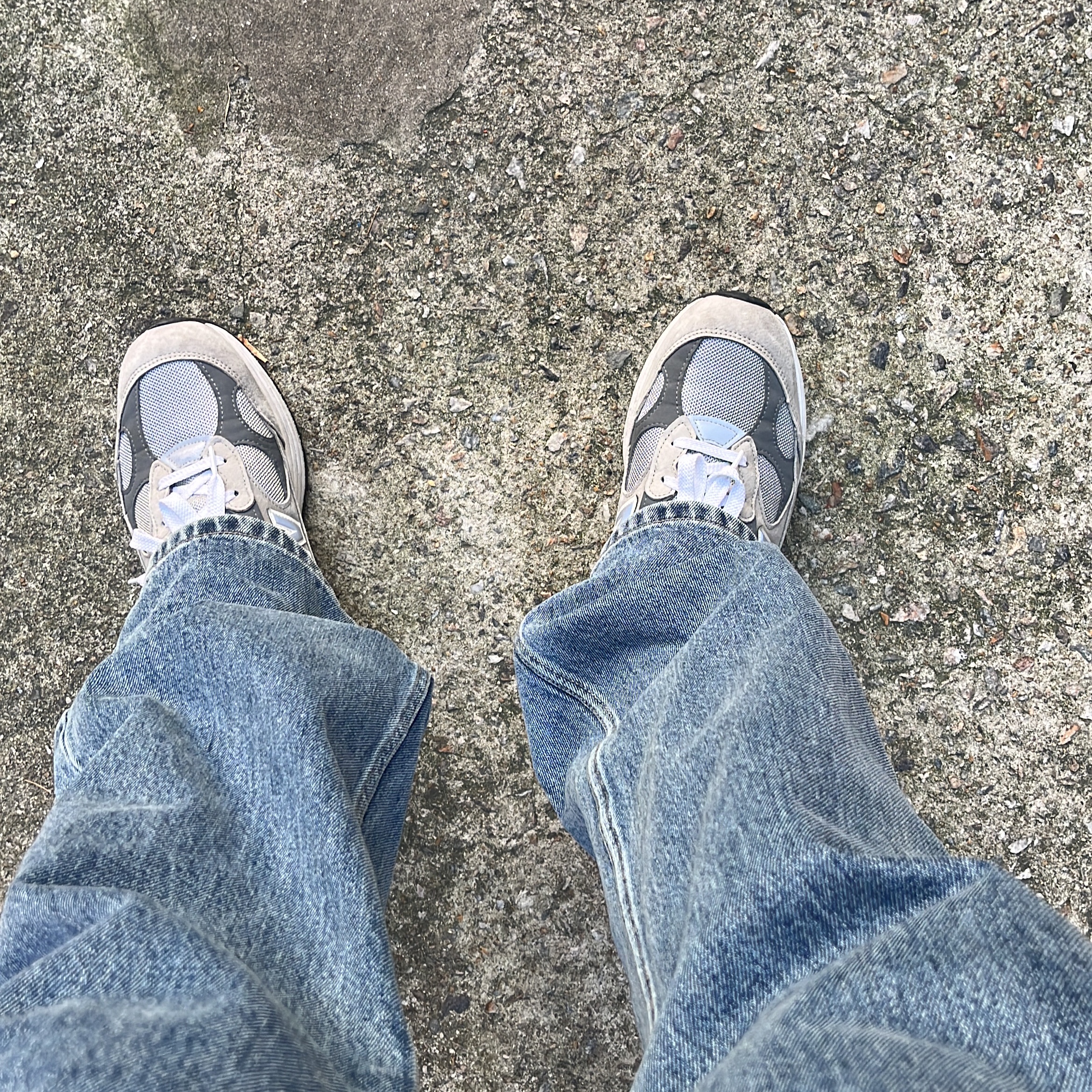 New Balance 992 Made in USA Grey - D Standard 착용 스타일