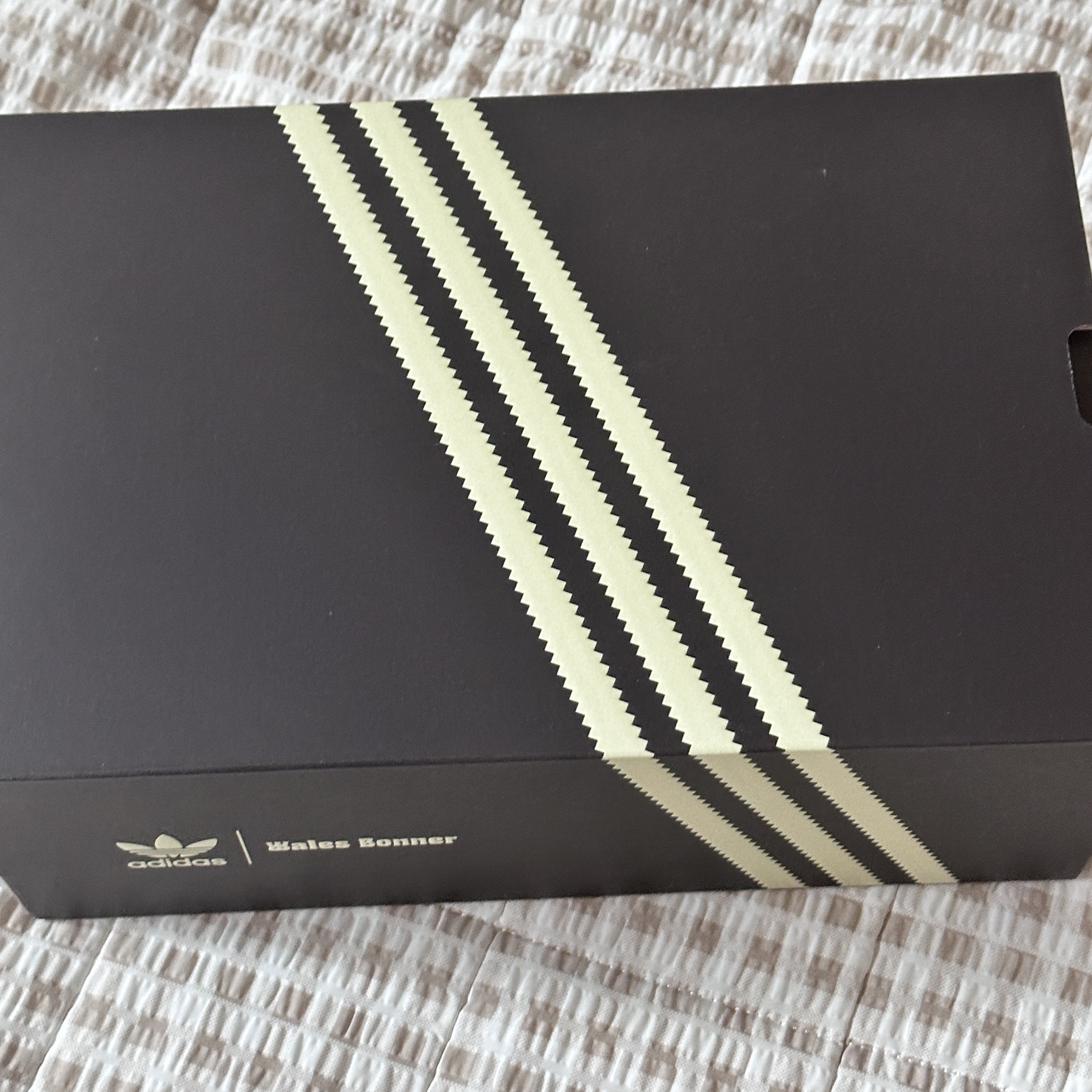 Adidas x Wales Bonner Pony Leo Samba Dark Brown Cream White 착용 스타일 - 3