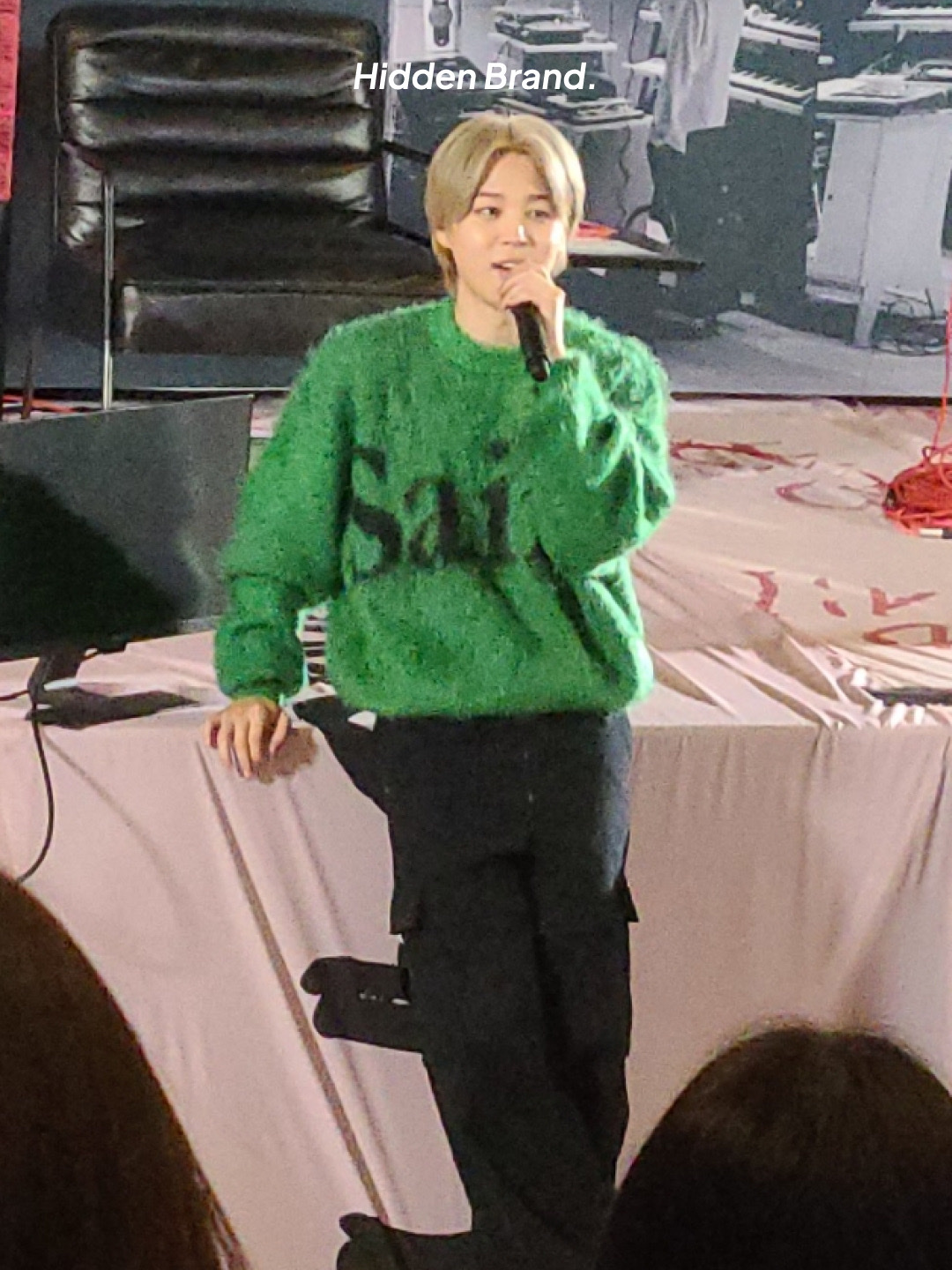 Saint Mxxxxxx Crewneck Knit Green - 23AW, Saint Mxxxxxx Motocloss L/S T-Shirt White Multicolour - 23SS 착용 스타일 - 3