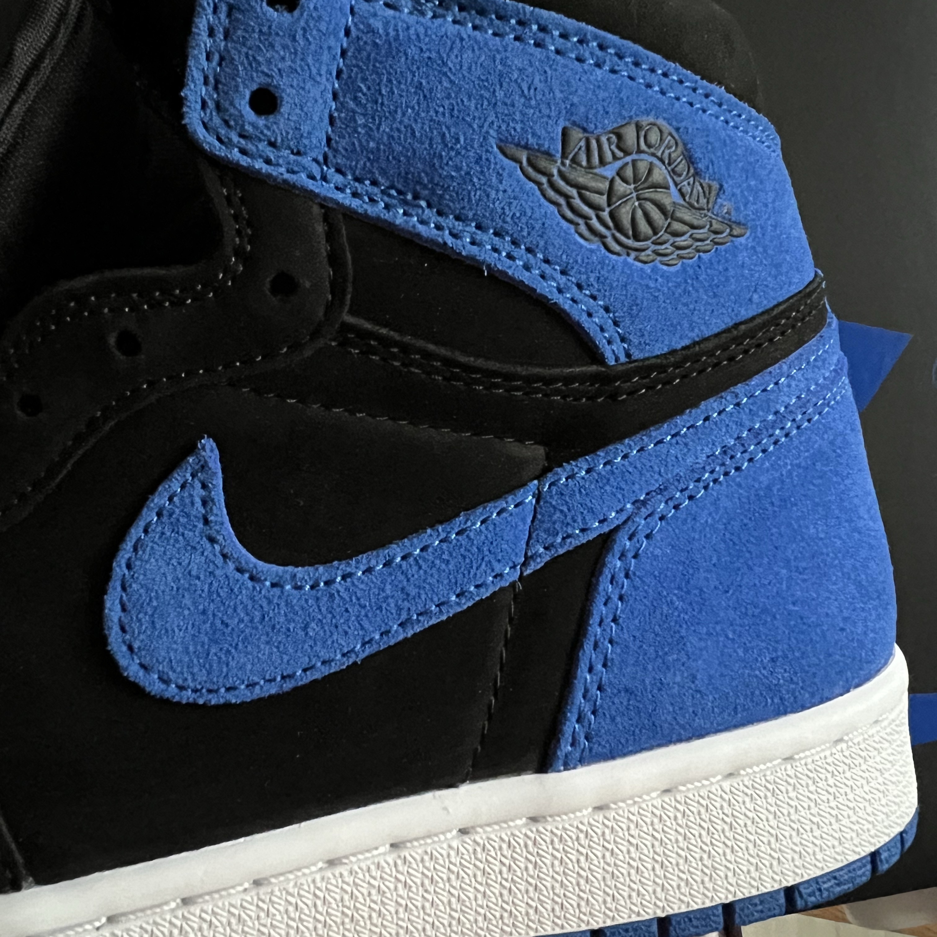 Jordan 1 Retro High OG Royal Reimagined 착용 스타일