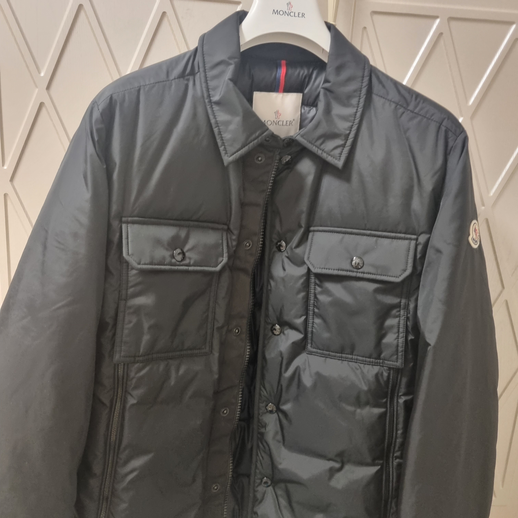 Moncler Gagee Down Shacket Black - 22FW 착용 스타일