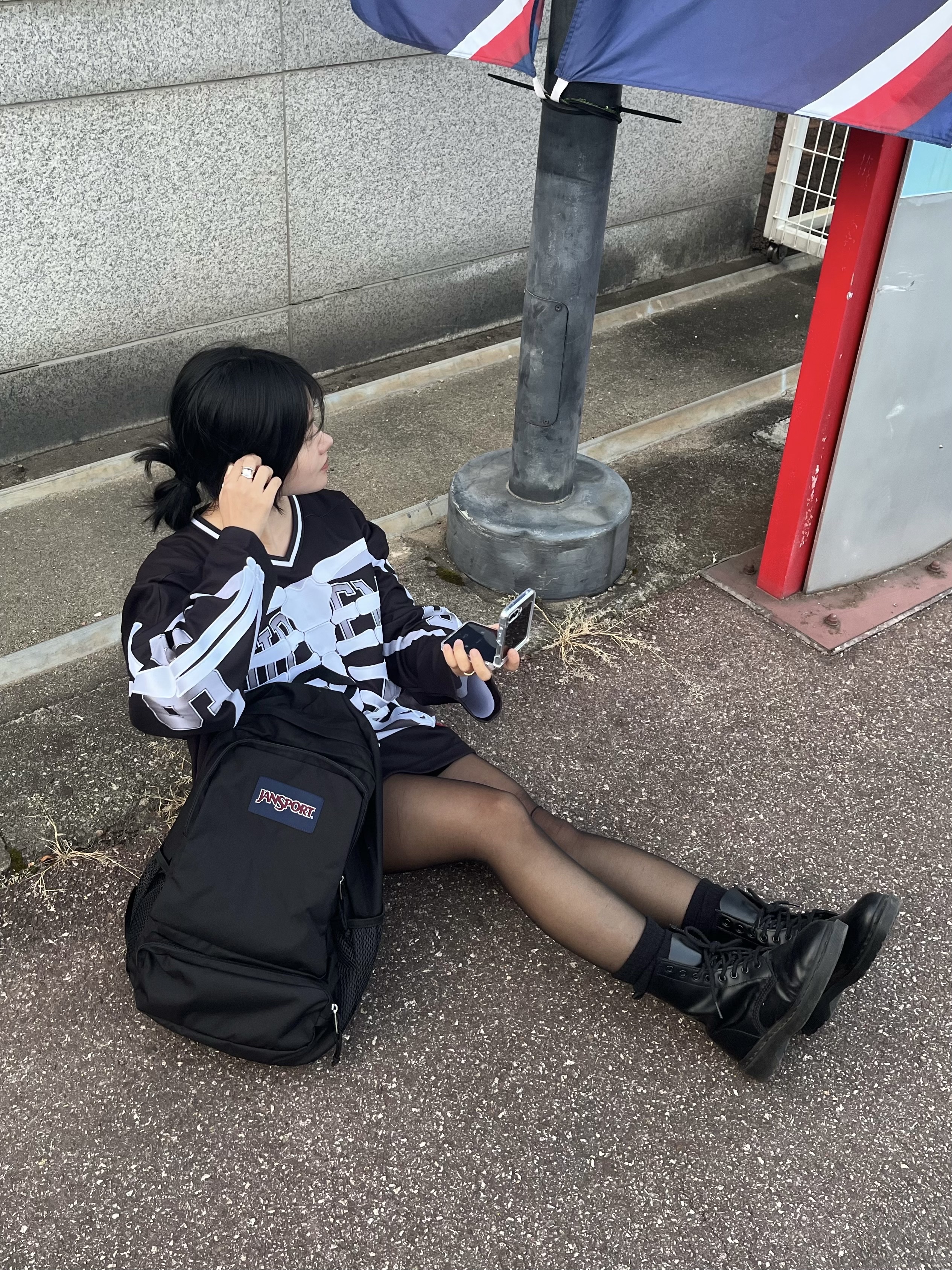 Supreme Bones Hockey Jersey Black - 23FW, Dr. Martens 1460 Mono Boots Black 착용 스타일 - 2