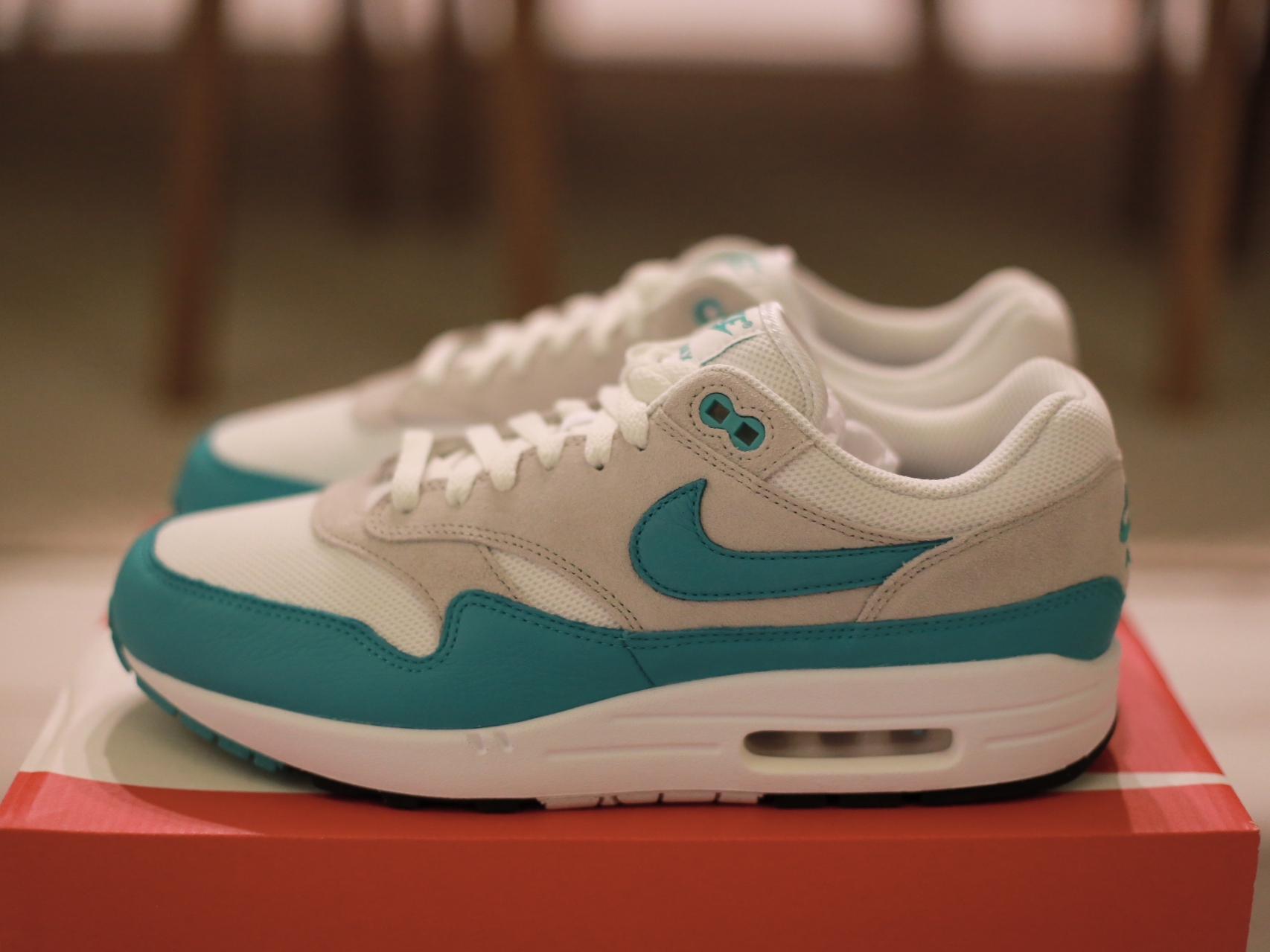 Nike Air Max 1 Clear Jade 착용 스타일 - 1