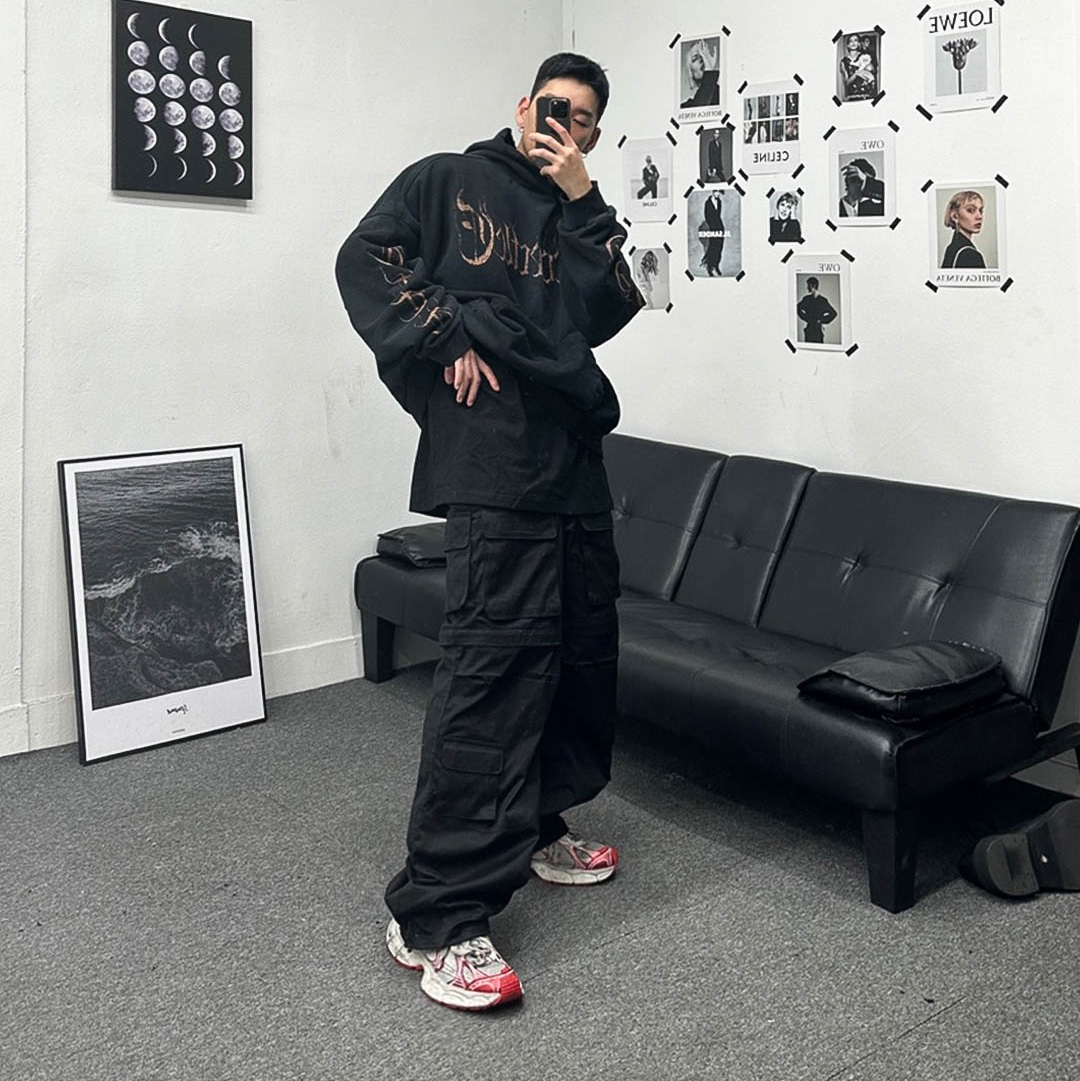 Balenciaga 3XL Sneakers White Red 착용 스타일 - 2