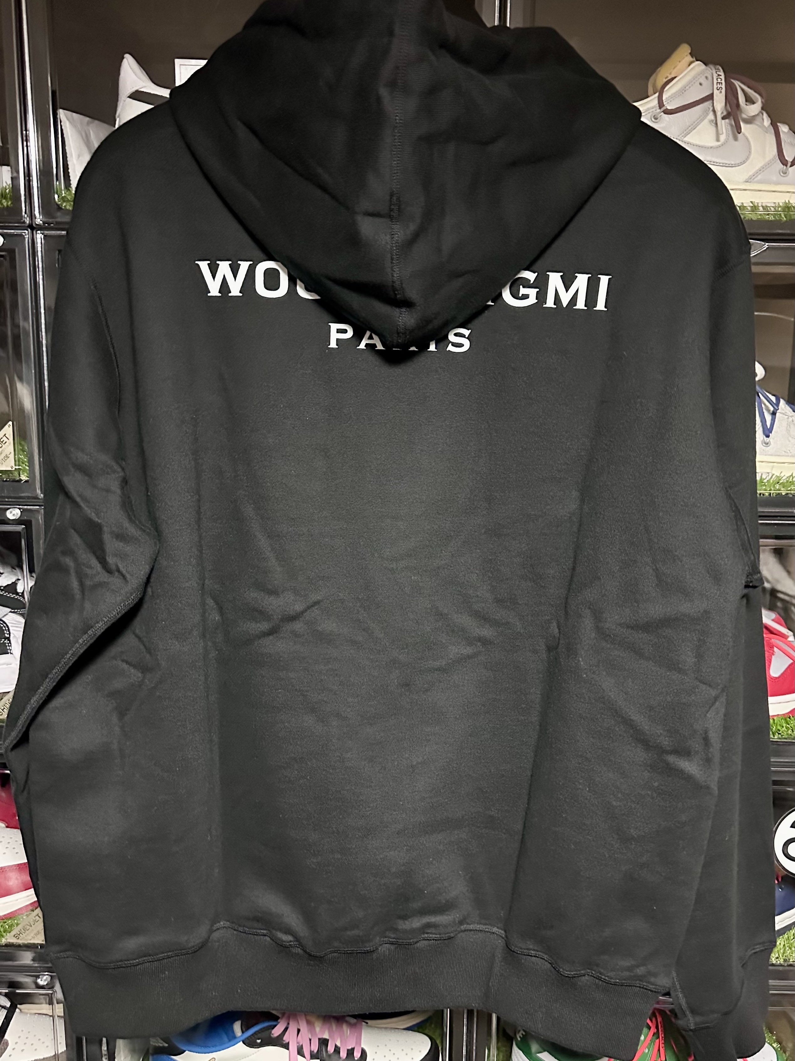 Wooyoungmi Back Logo Hoodie Black - 23FW 착용 스타일 - 2