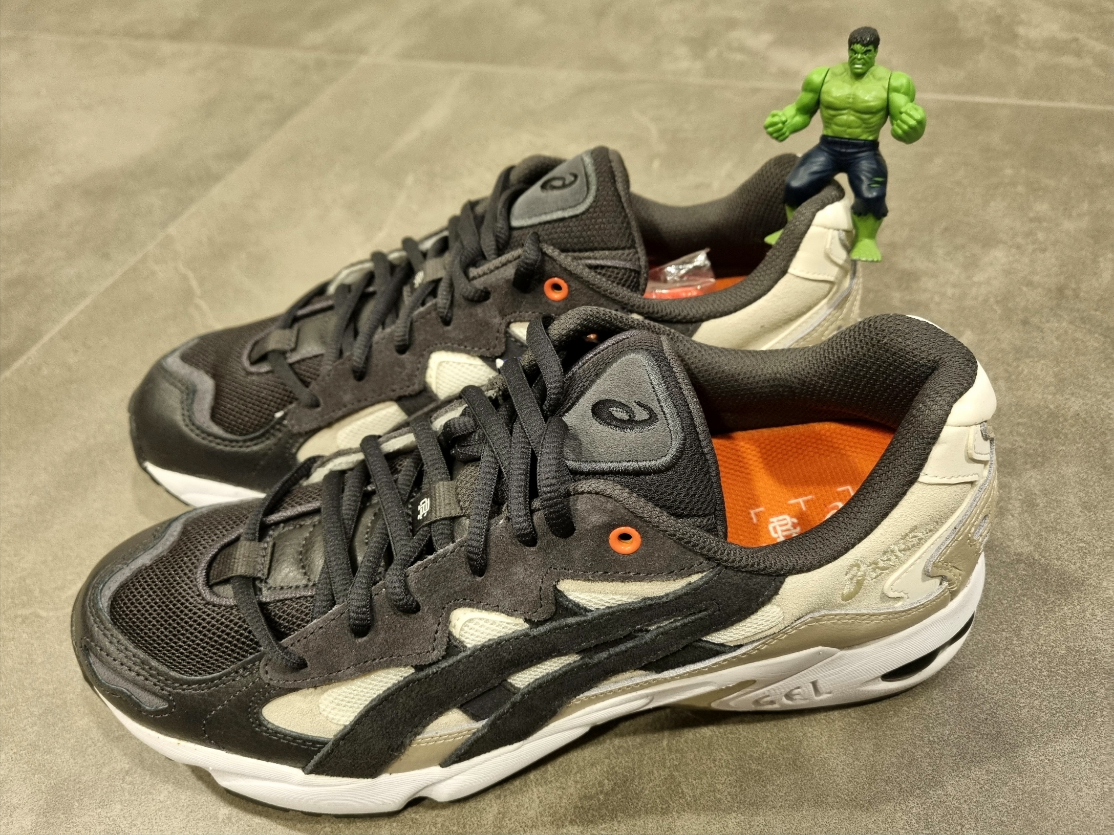 Asics x Reigning Champ Gel-Kayano 5 OG Kyoto Edition 착용 스타일 - 1