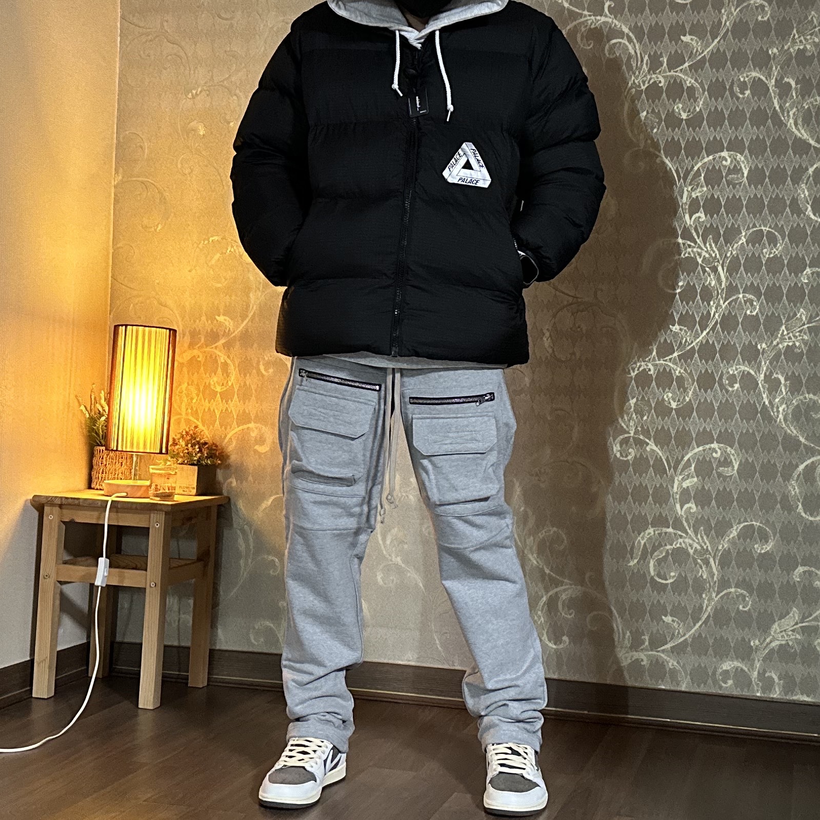 Palace Ripstop Puffa Black - 23FW 착용 스타일 - 1