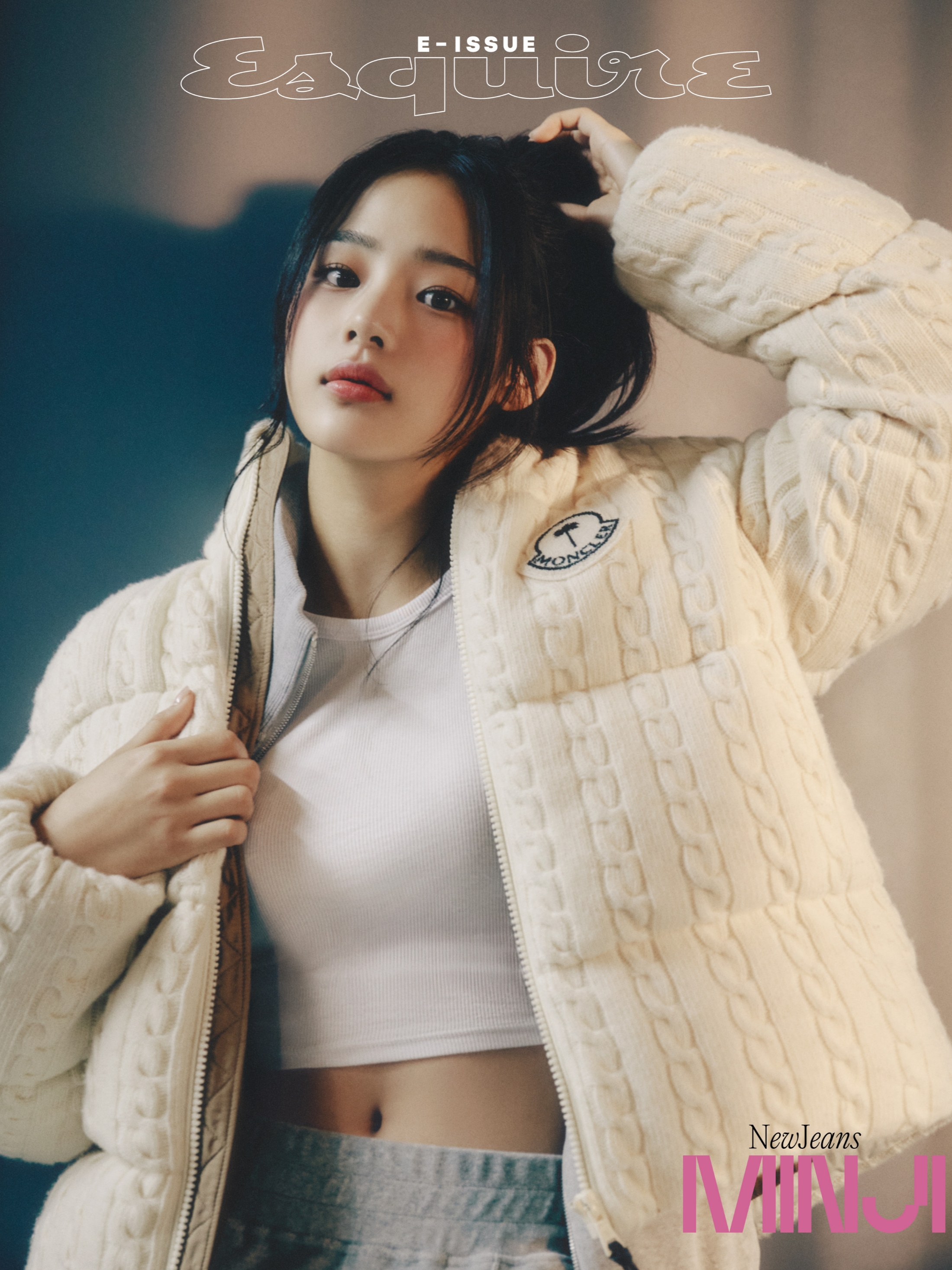 Moncler x Palm Angels Ramsau Short Down Jacket Black - 23FW, Moncler x Palm Angels Wool Beanie White - 23FW 착용 스타일 - 3