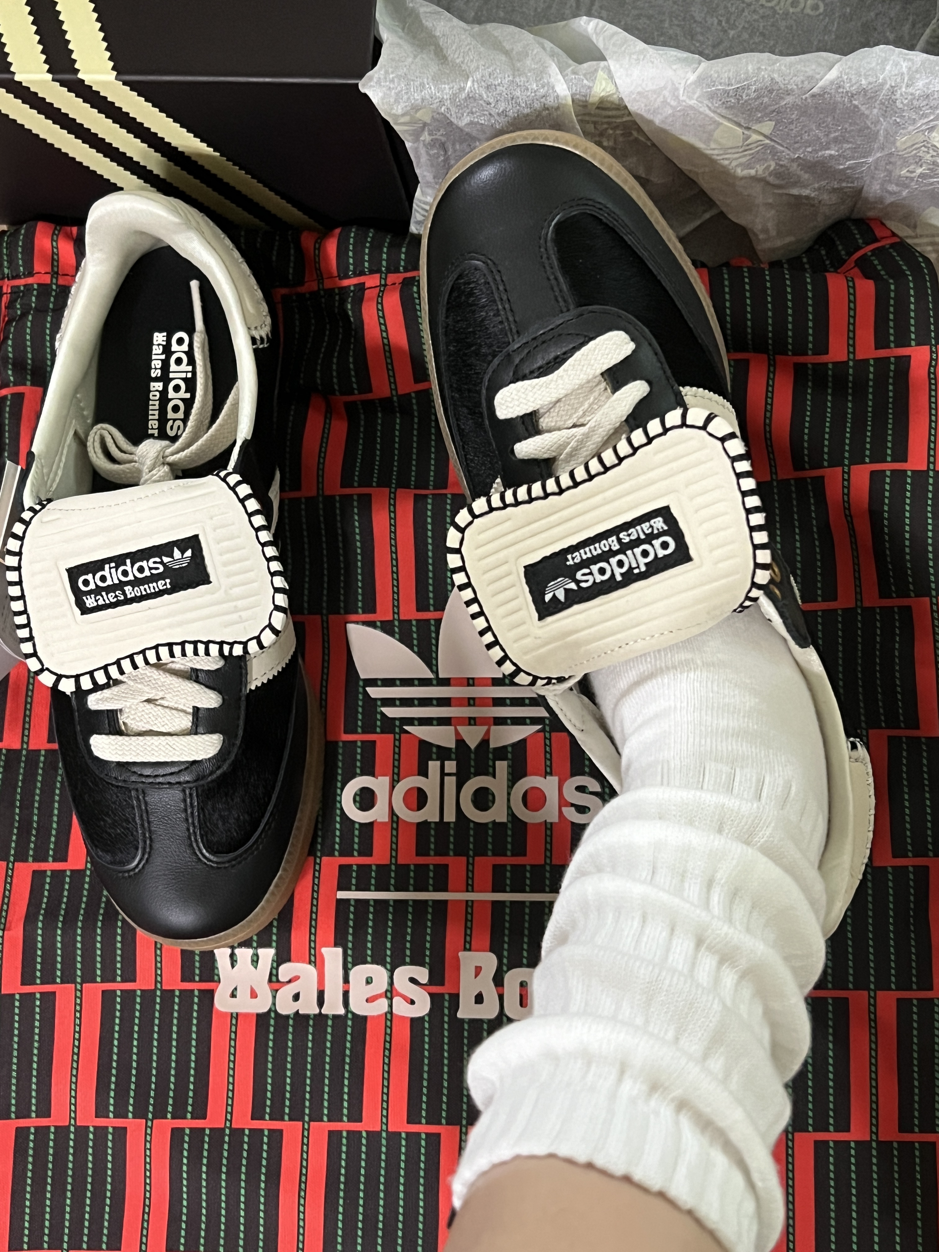 Adidas x Wales Bonner Pony Tonal Samba Core Black Cream White 착용 스타일 - 1