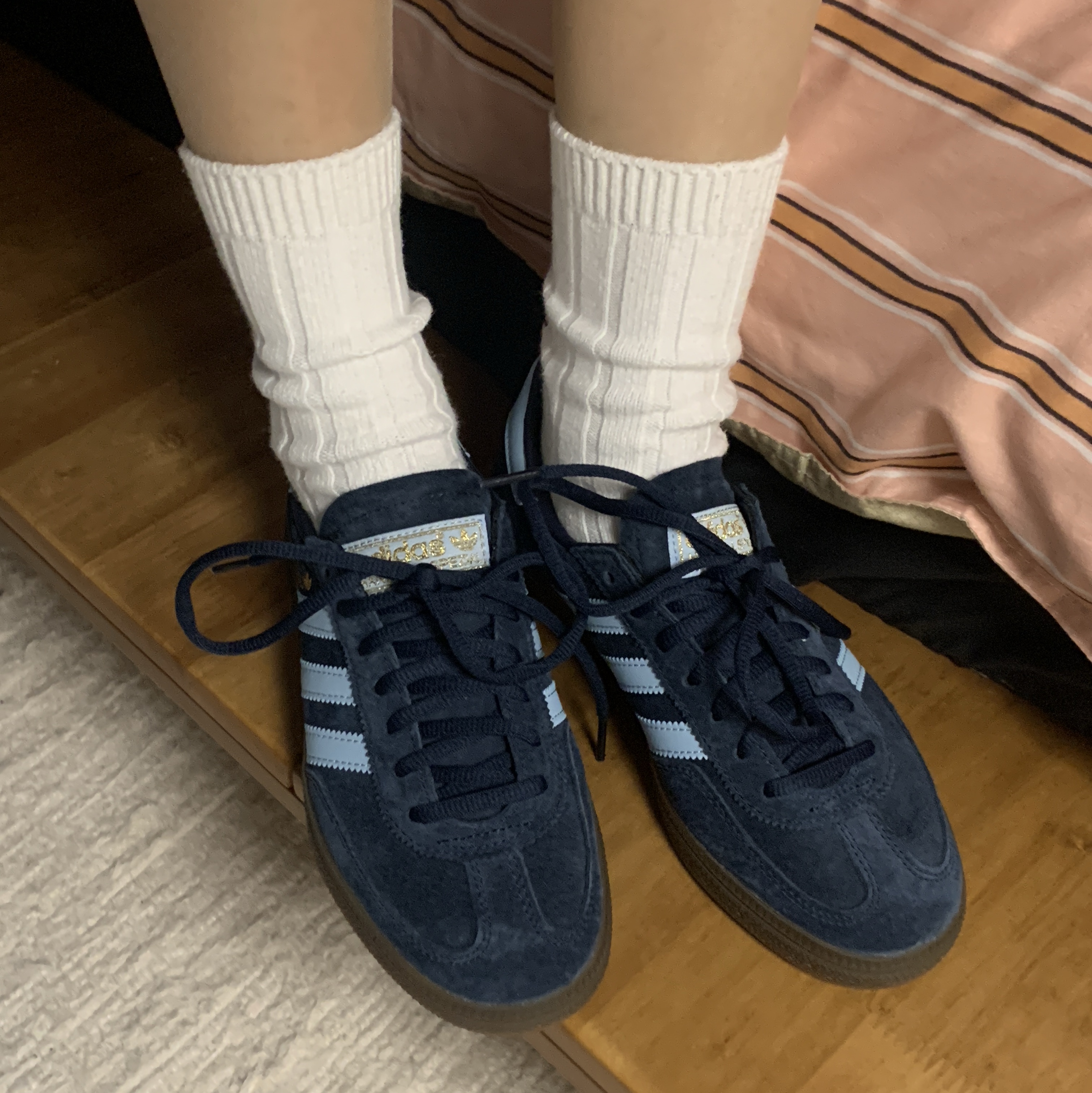 Adidas Spezial Handball Collegiate Navy 착용 스타일 - 3