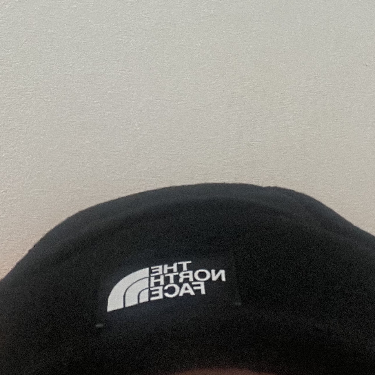 The North Face Fleece Earmuff Beanie Black 착용 스타일