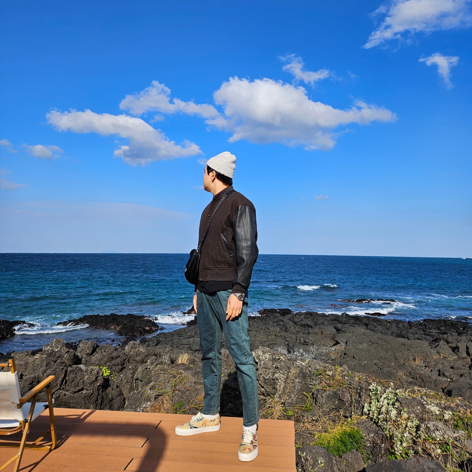 Vans Vault OG Authentic LX Blue Dream, Omega Seamaster Planet Ocean 600M Co Axial Master Chronometer Steel Black 착용 스타일 - 1