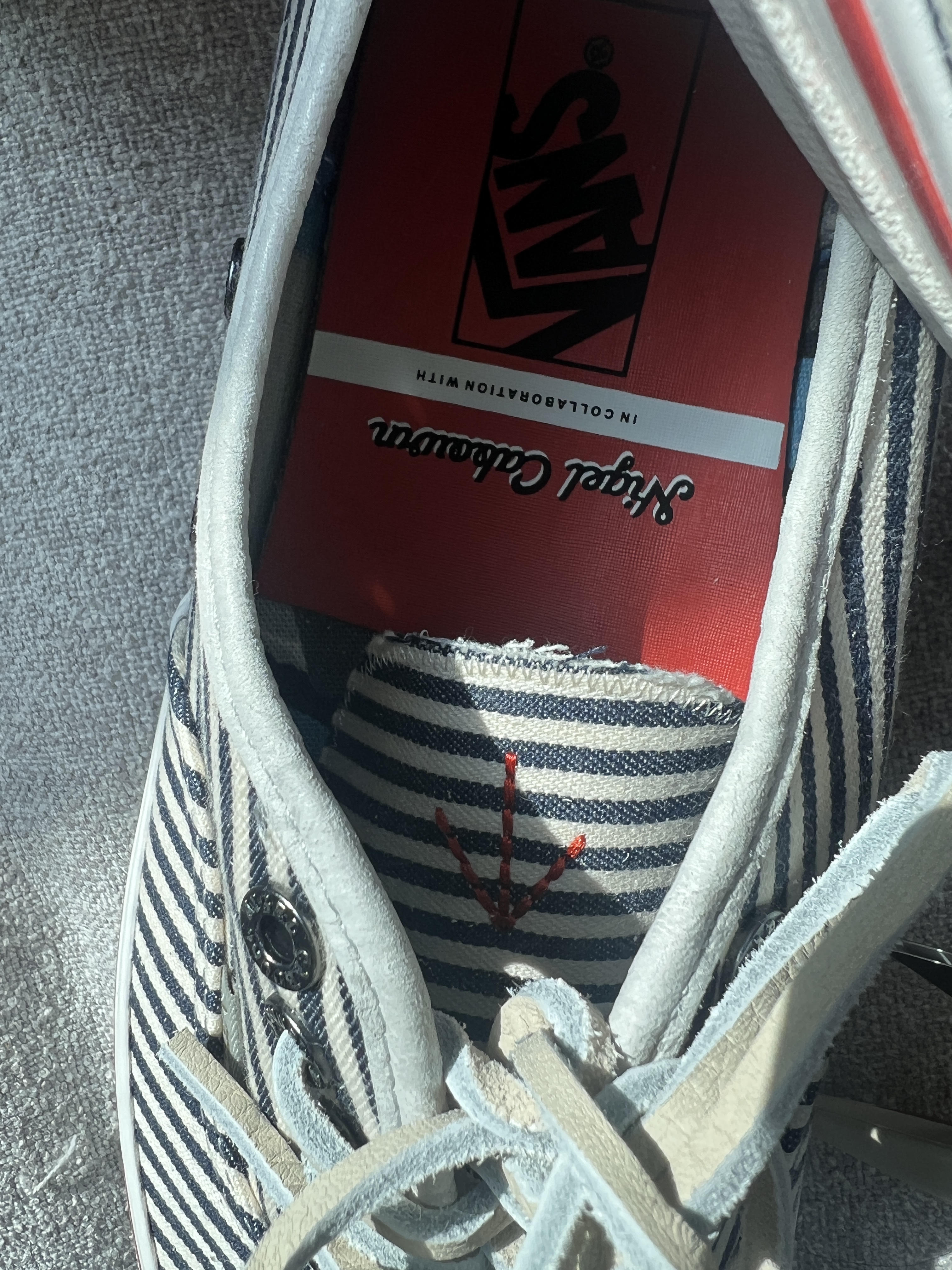 Vans Vault x Nigel Carboun OG Authentic LX Stripes Navy 착용 스타일 - 4