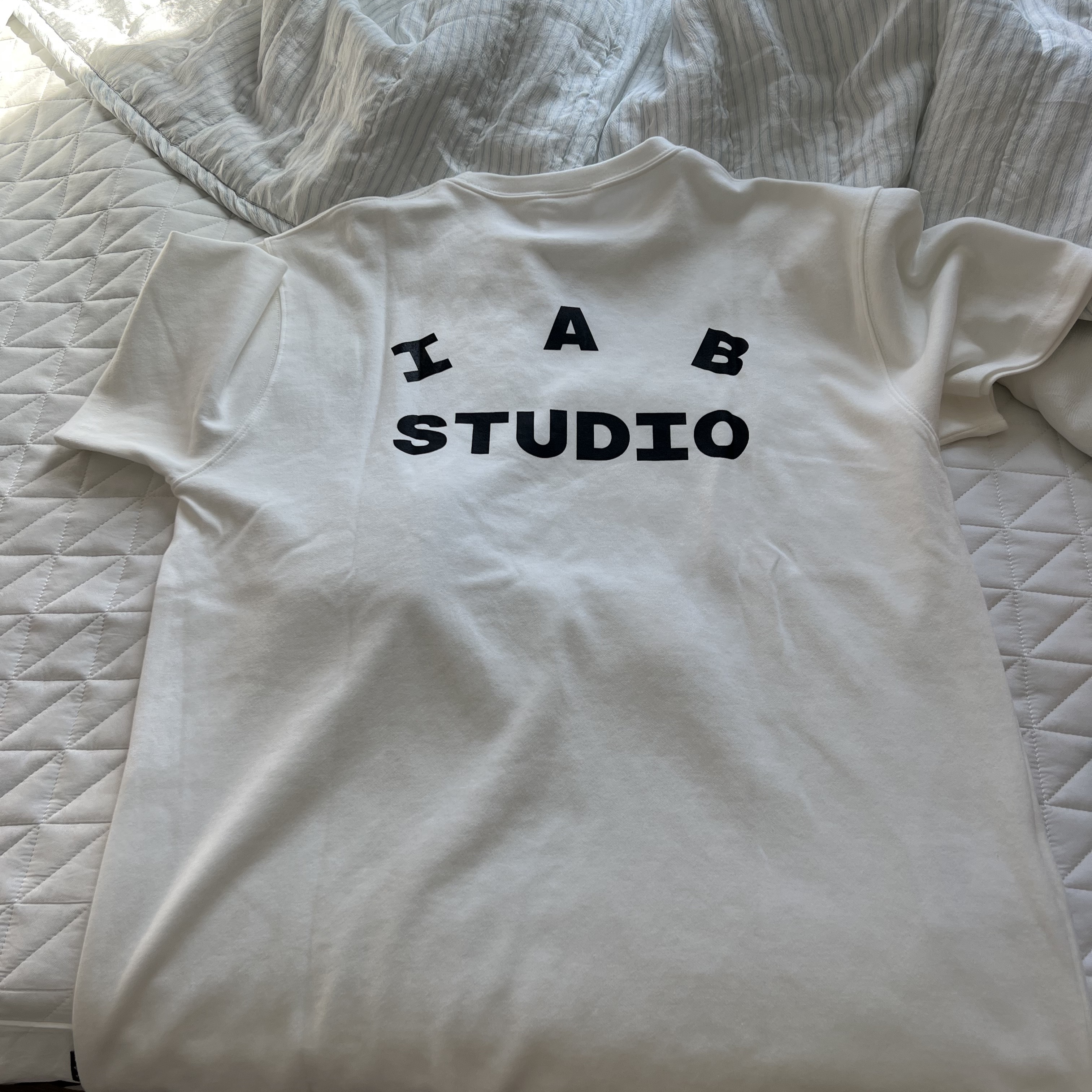 IAB Studio T-Shirt White - 23FW 착용 스타일