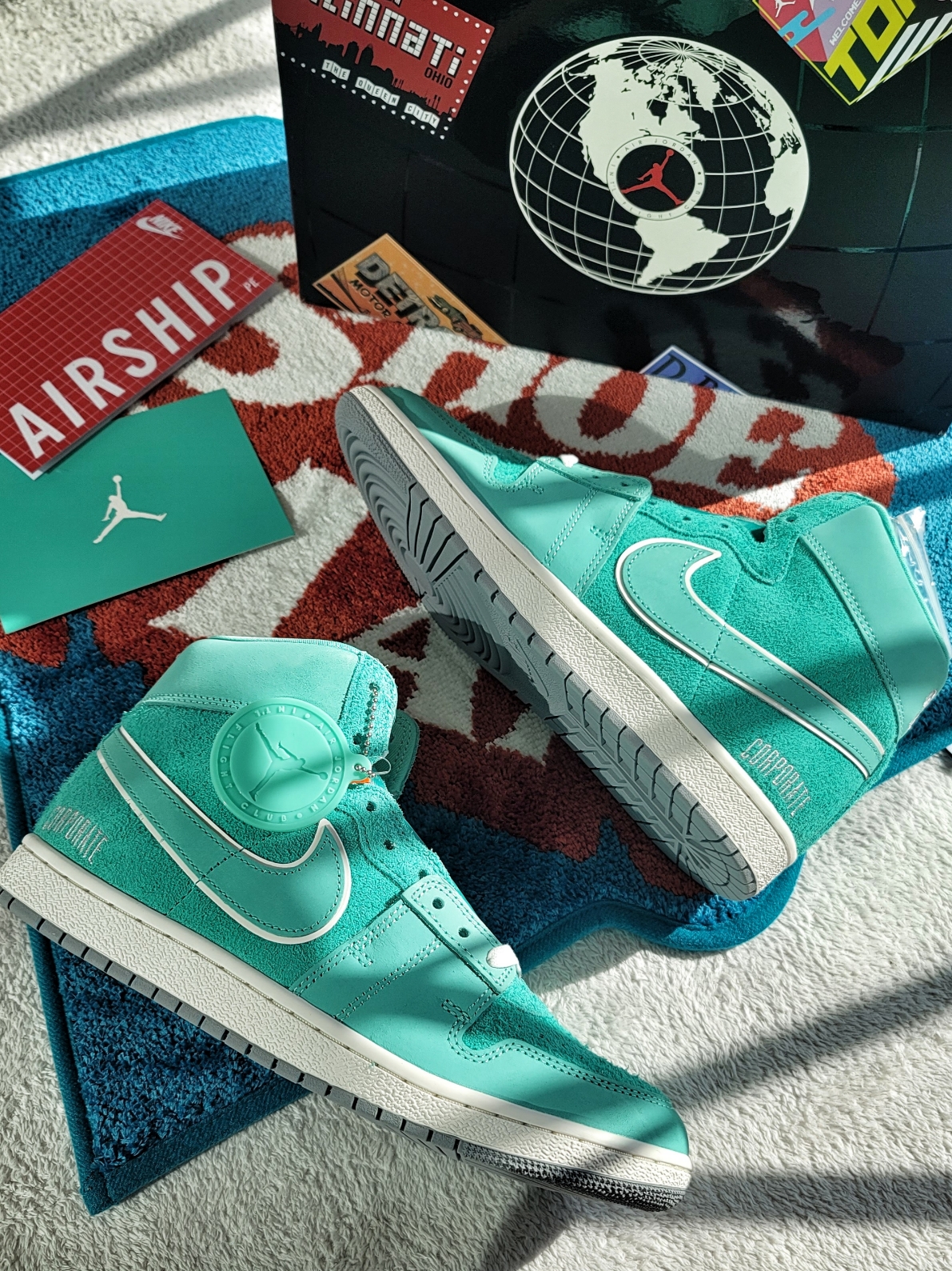 Jordan x Corporate Air Ship PE SP Light Menta 착용 스타일