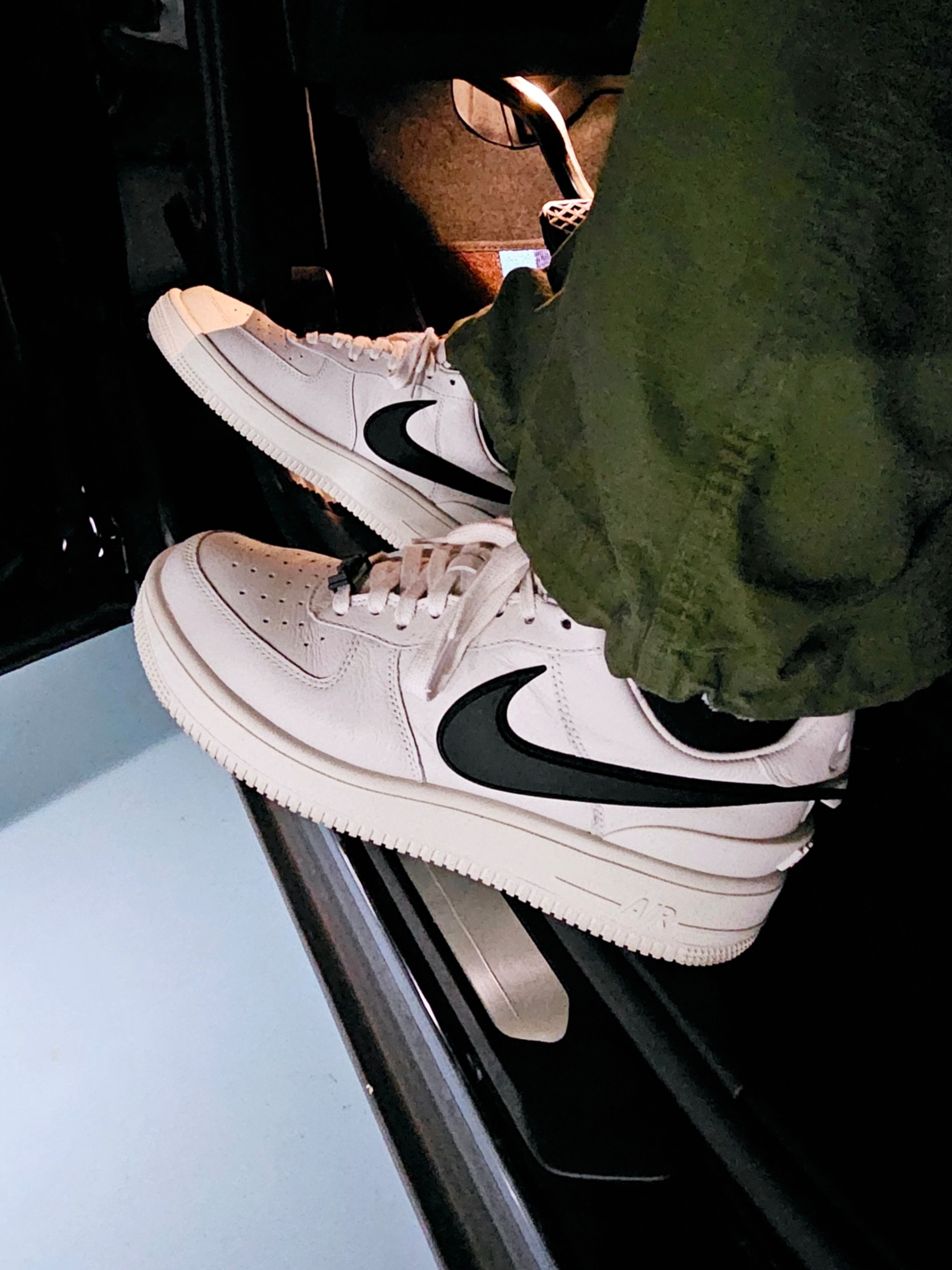 Nike x Ambush Air Force 1 Low SP Phantom 착용 스타일 - 5