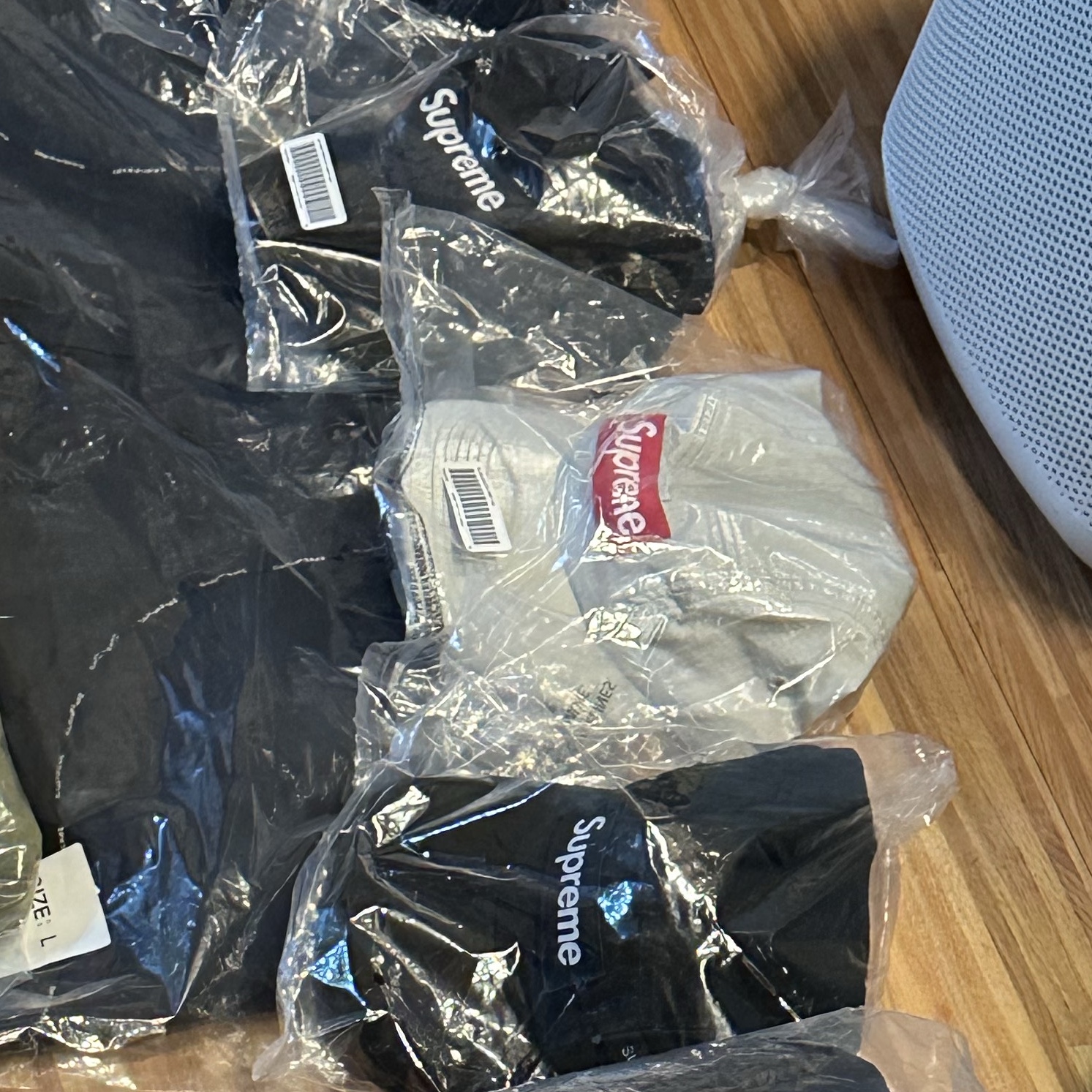 Supreme Gloss Ripstop Camp Cap Black - 23FW, Supreme Mesh Pocket Camp Cap Black - 23FW 착용 스타일