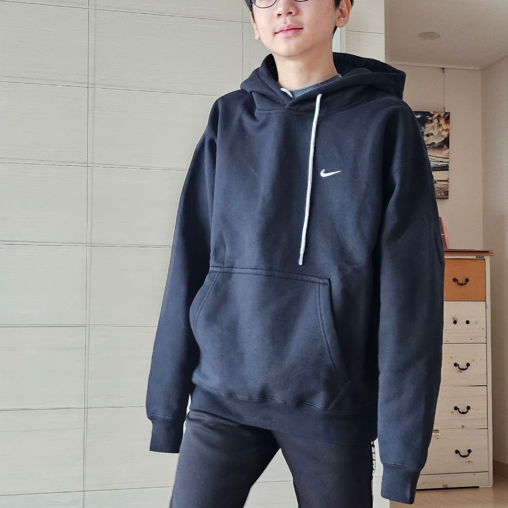 Nike NRG Solo Swoosh Fleece Hoodie Black White - Asia 착용 스타일