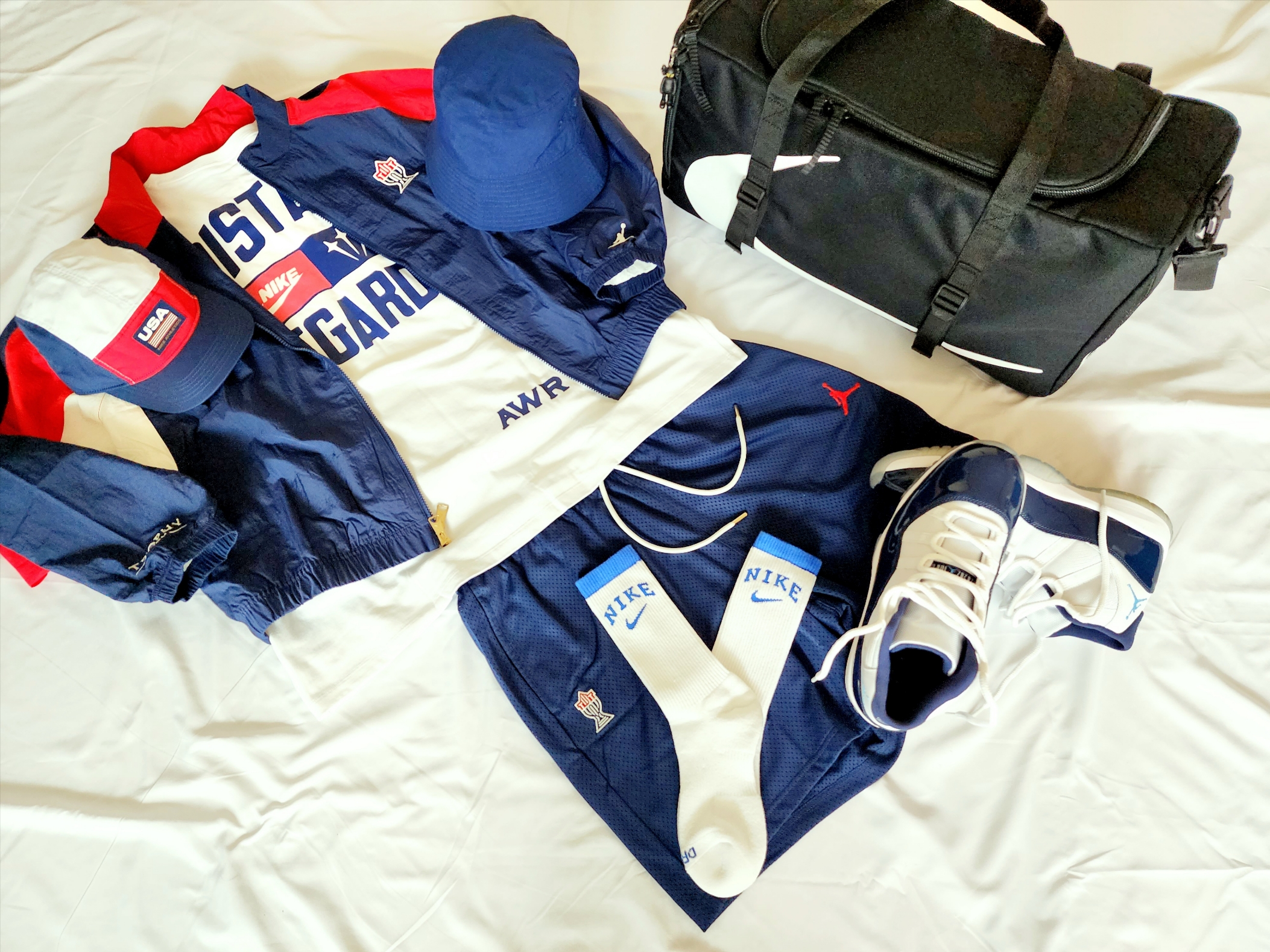 Nike NRG AW84 USA Camp Cap, Jordan x Trophy Room Wooven Jacket Midnight Navy - US/EU 착용 스타일 - 3