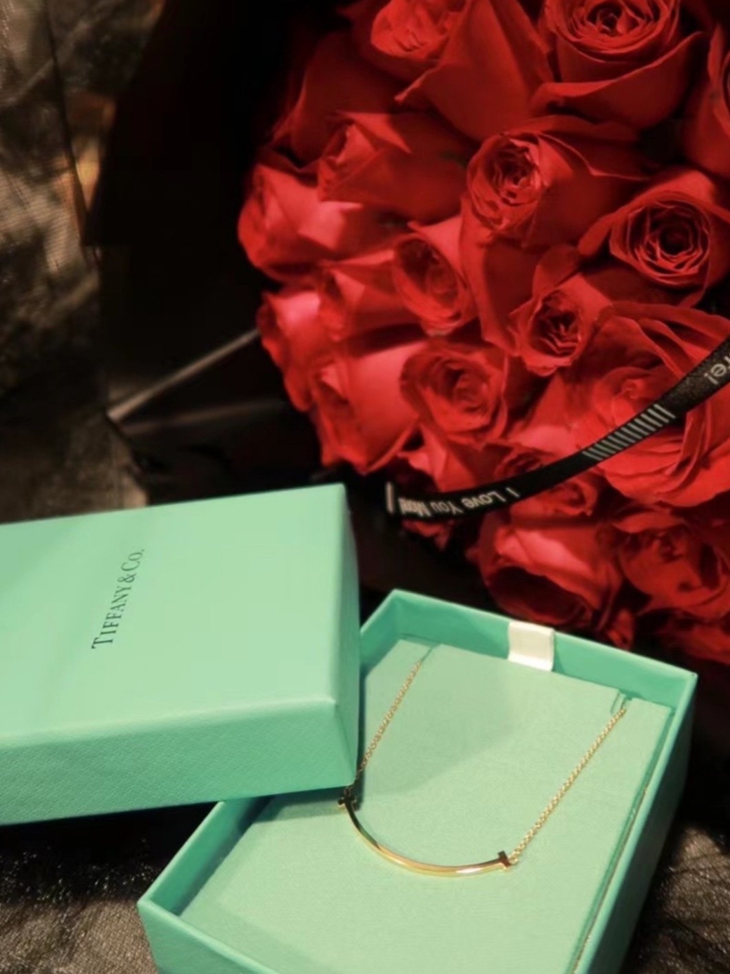 Tiffany & Co. Tiffany T Smile Pendant Small Rose Gold 착용 스타일