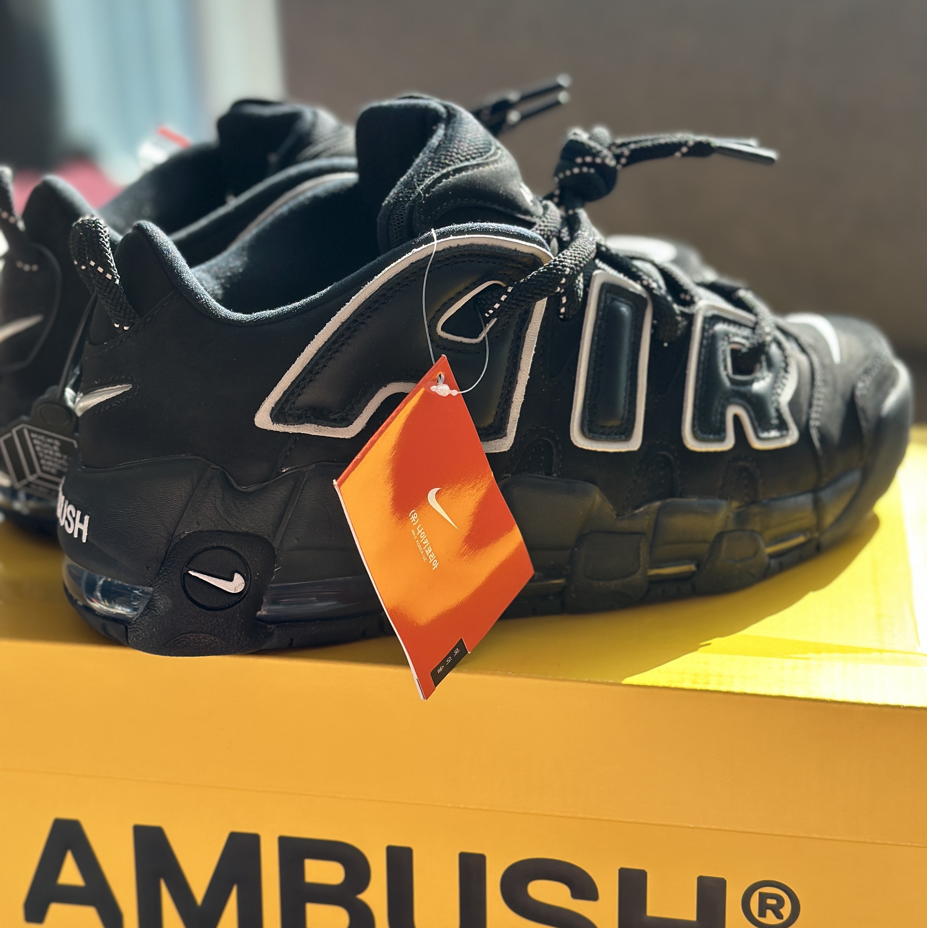 Nike x Ambush Air More Uptempo Low Black and White 착용 스타일