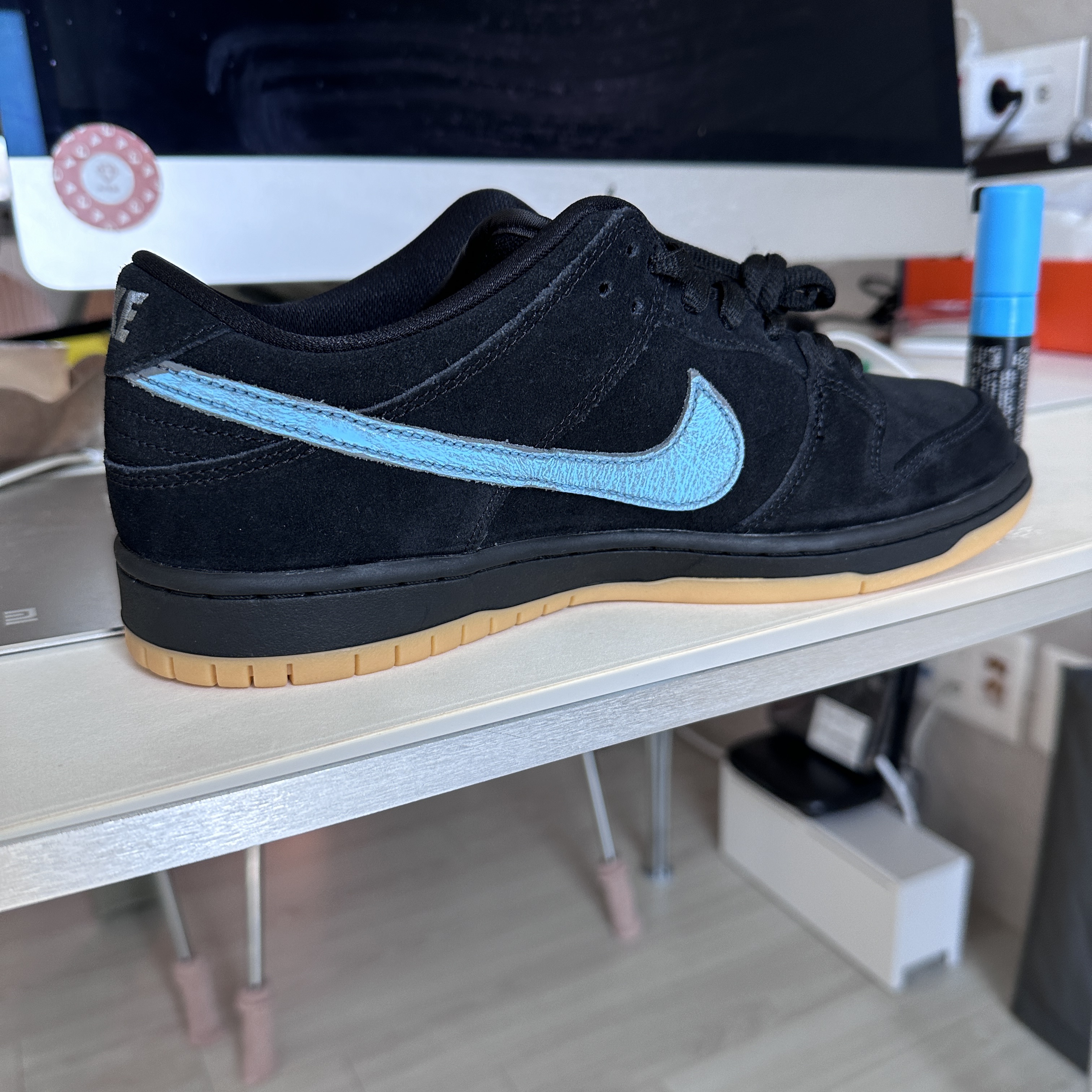 Nike SB Dunk Low Pro Black Cool Grey 착용 스타일