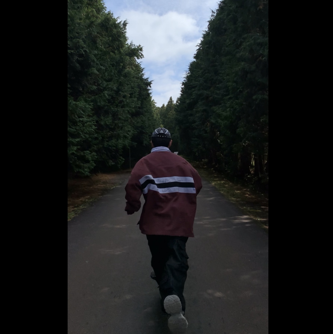 Project G/R Bullied Polo Shirts Burgundy, Project G/R Oversized Convertible Cargo Pants Coated Black 착용 스타일