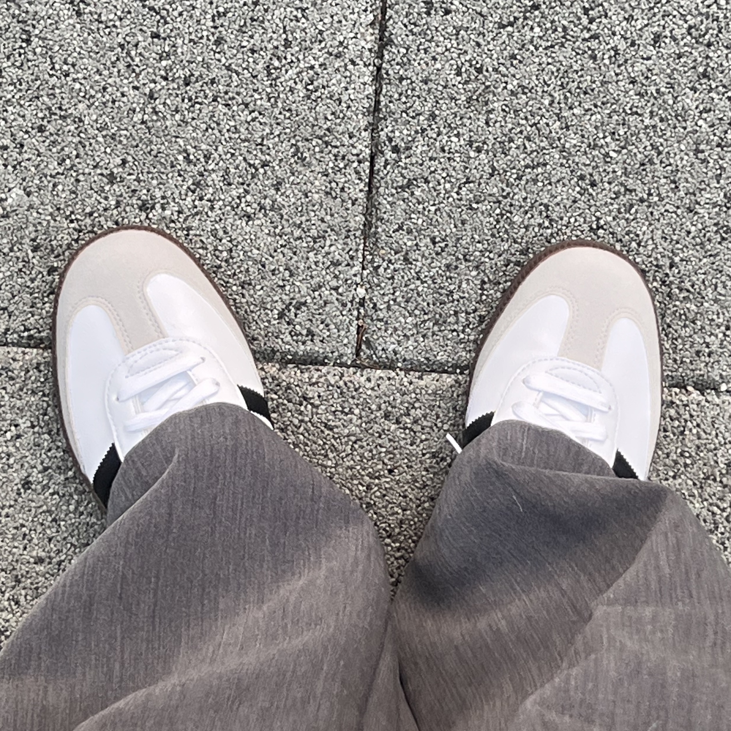 Adidas Samba Vegan White Black 착용 스타일