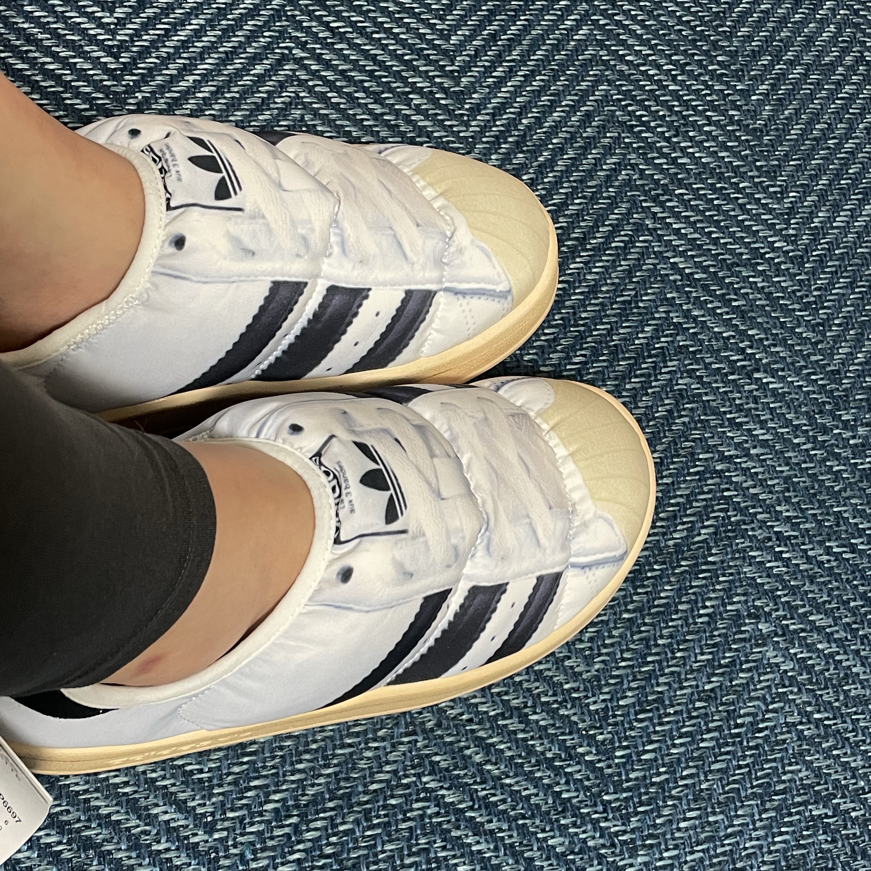 Adidas Puffylette Superstar Cloud White 착용 스타일 - 5